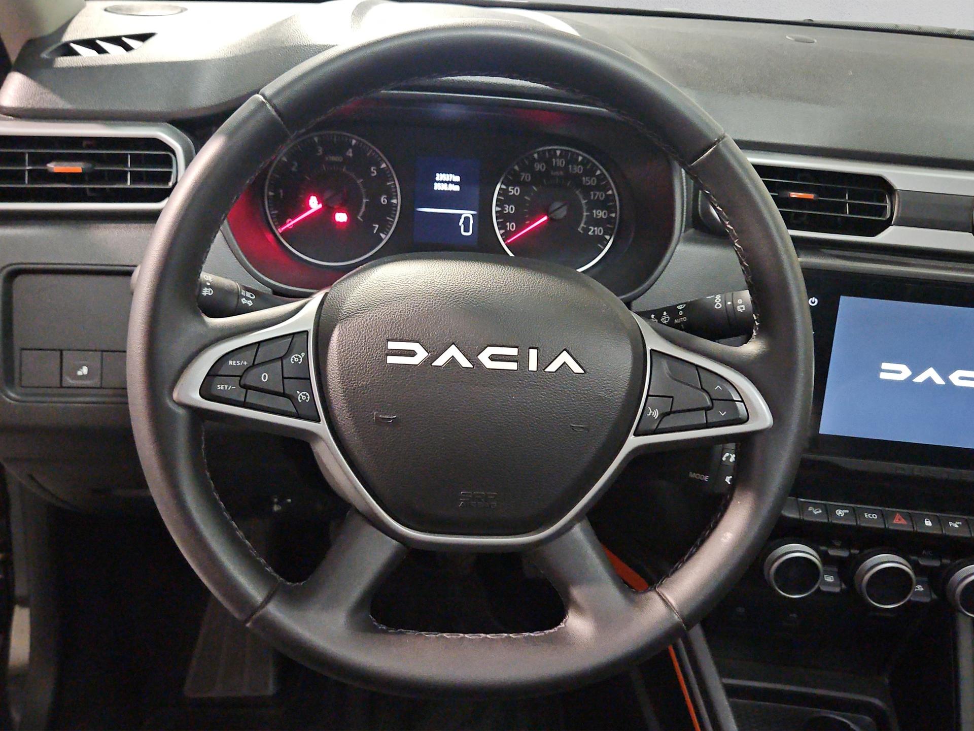 DACIA Duster TCe 150 Journey 4x4-image-9