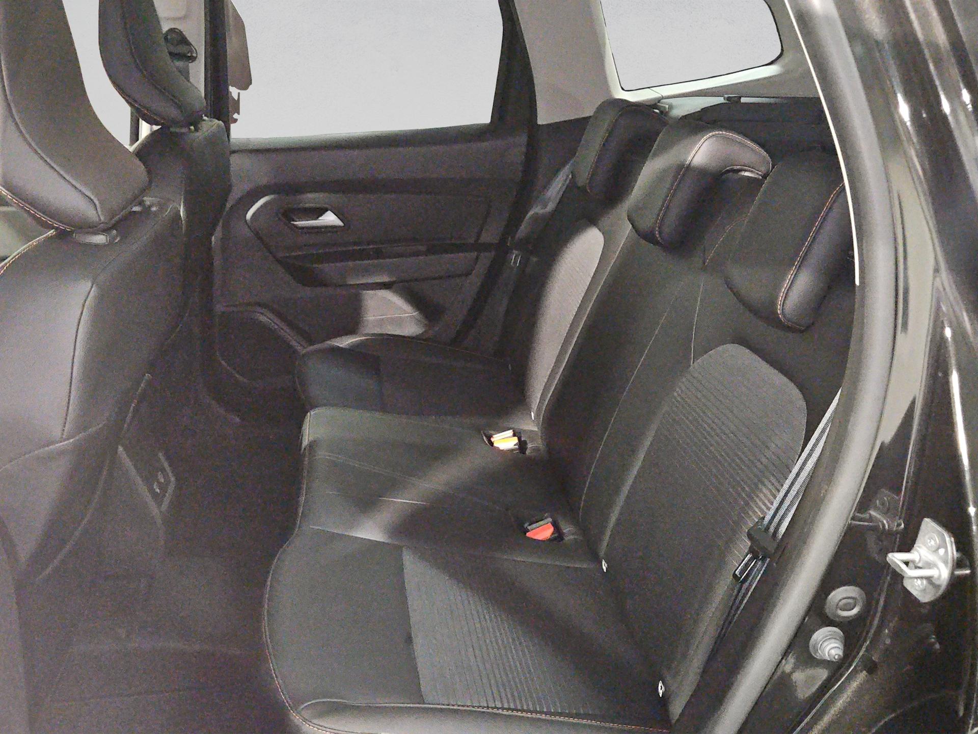DACIA Duster TCe 150 Journey 4x4-image-14