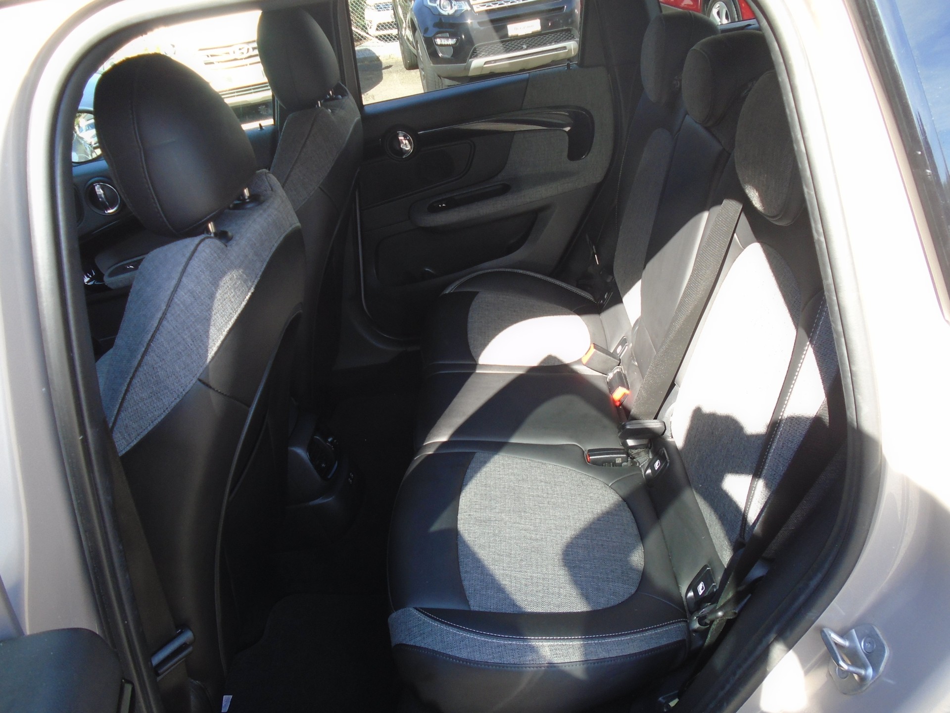 MINI Countryman One FWD Steptronic DKG-image-8