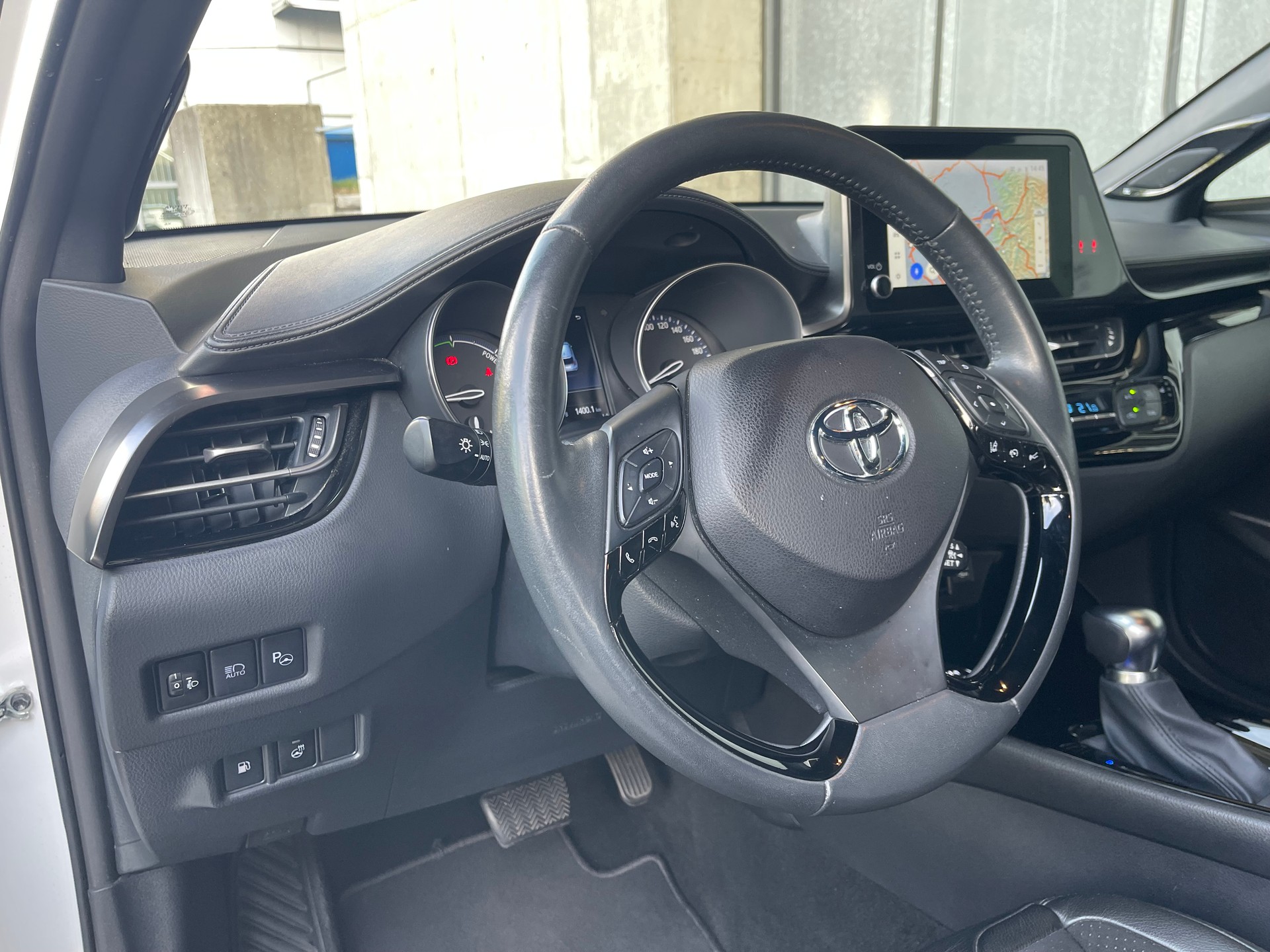 TOYOTA C-HR 2.0 VVTi HSD Move-image-10