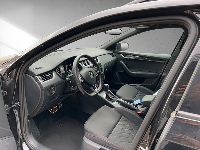 SKODA Octavia Combi 2.0 TDI RS Prag 4x4 DSG-image-7