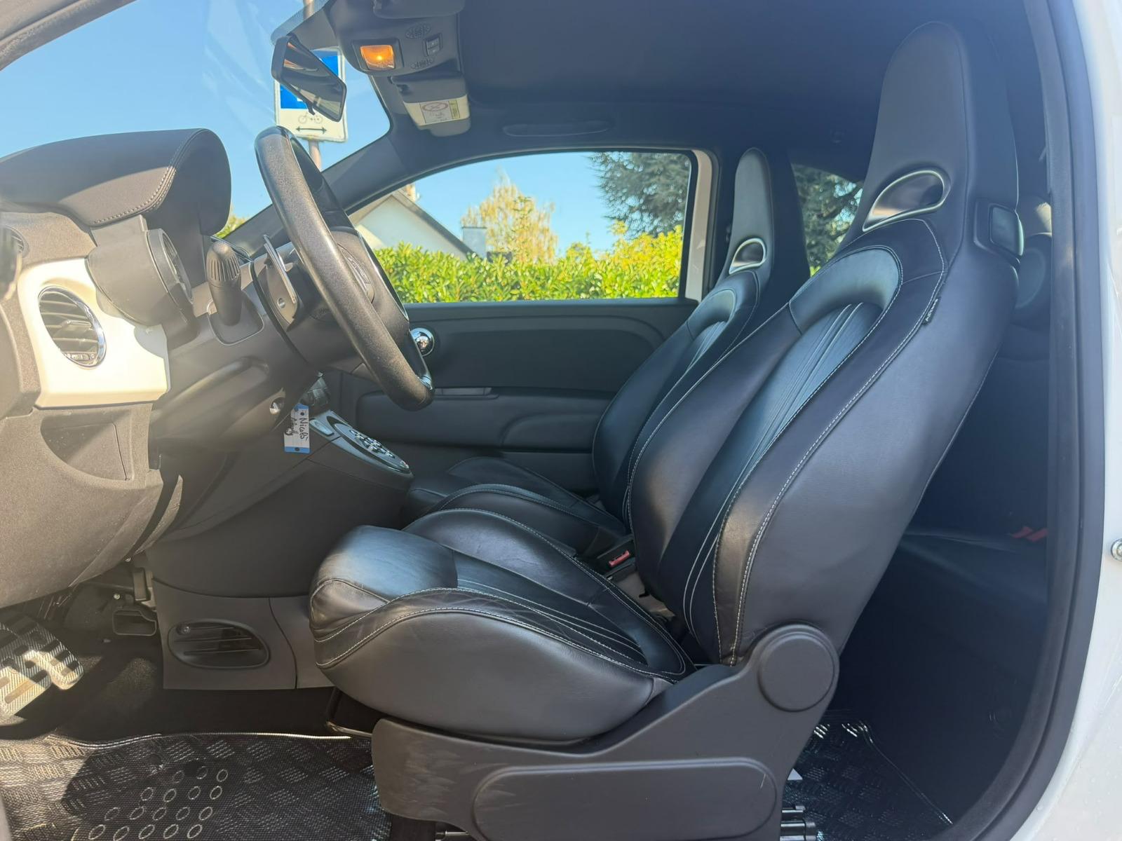 FIAT 500C 1.4 16V Turbo Abarth Dualogic-image-22