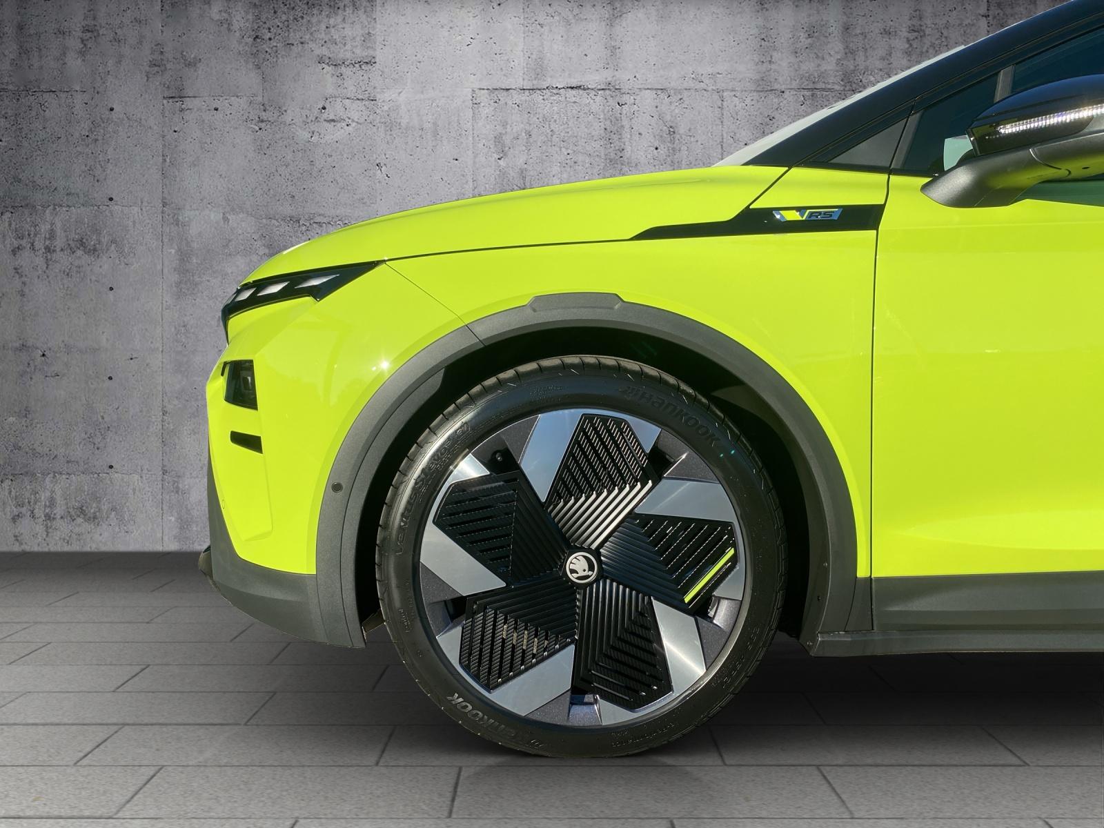 SKODA Elroq RS 4x4-image-4