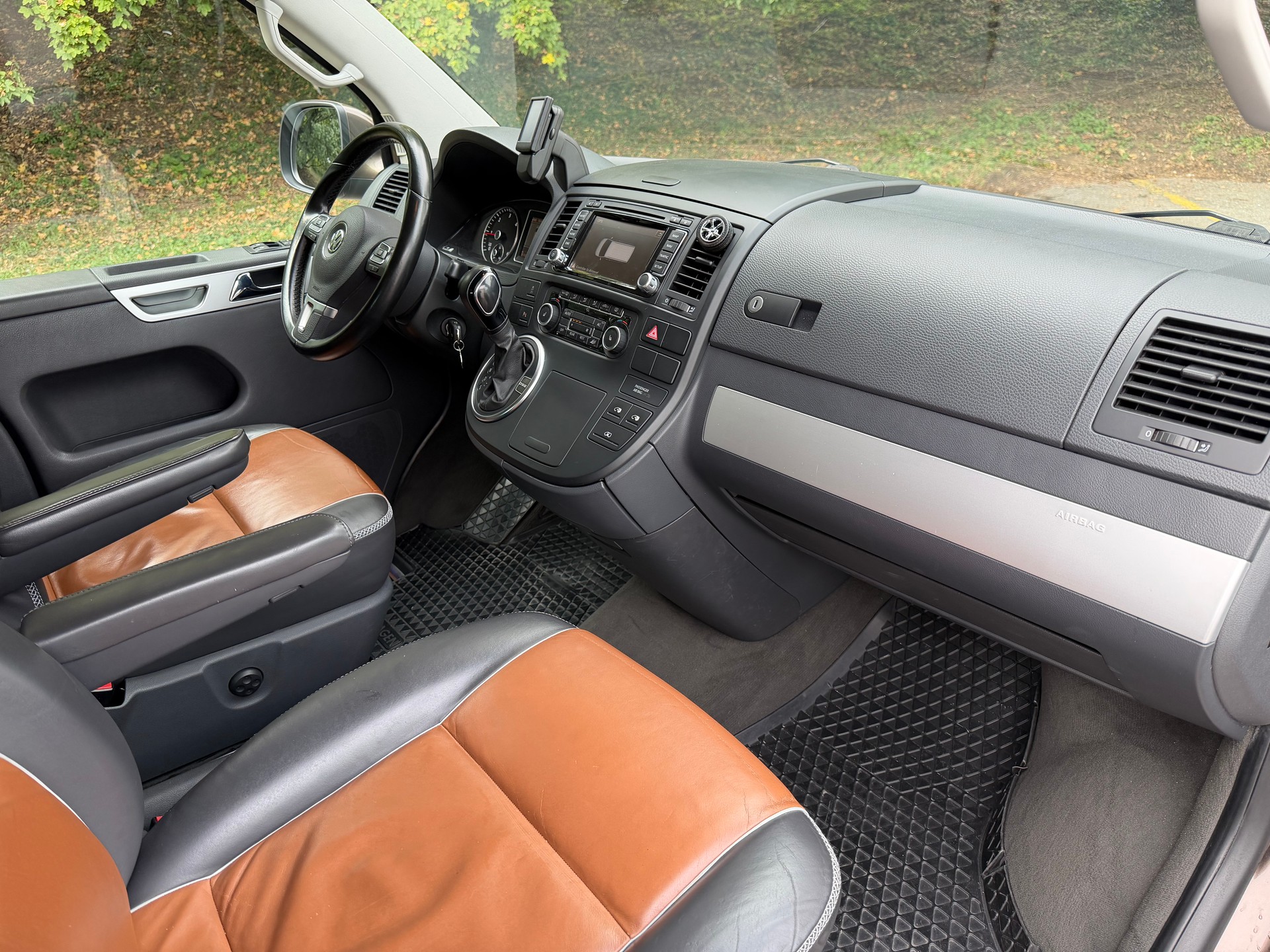 VW T5 Multivan 2.0 Bi-TDI CR Highline 4Motion DSG-image-7