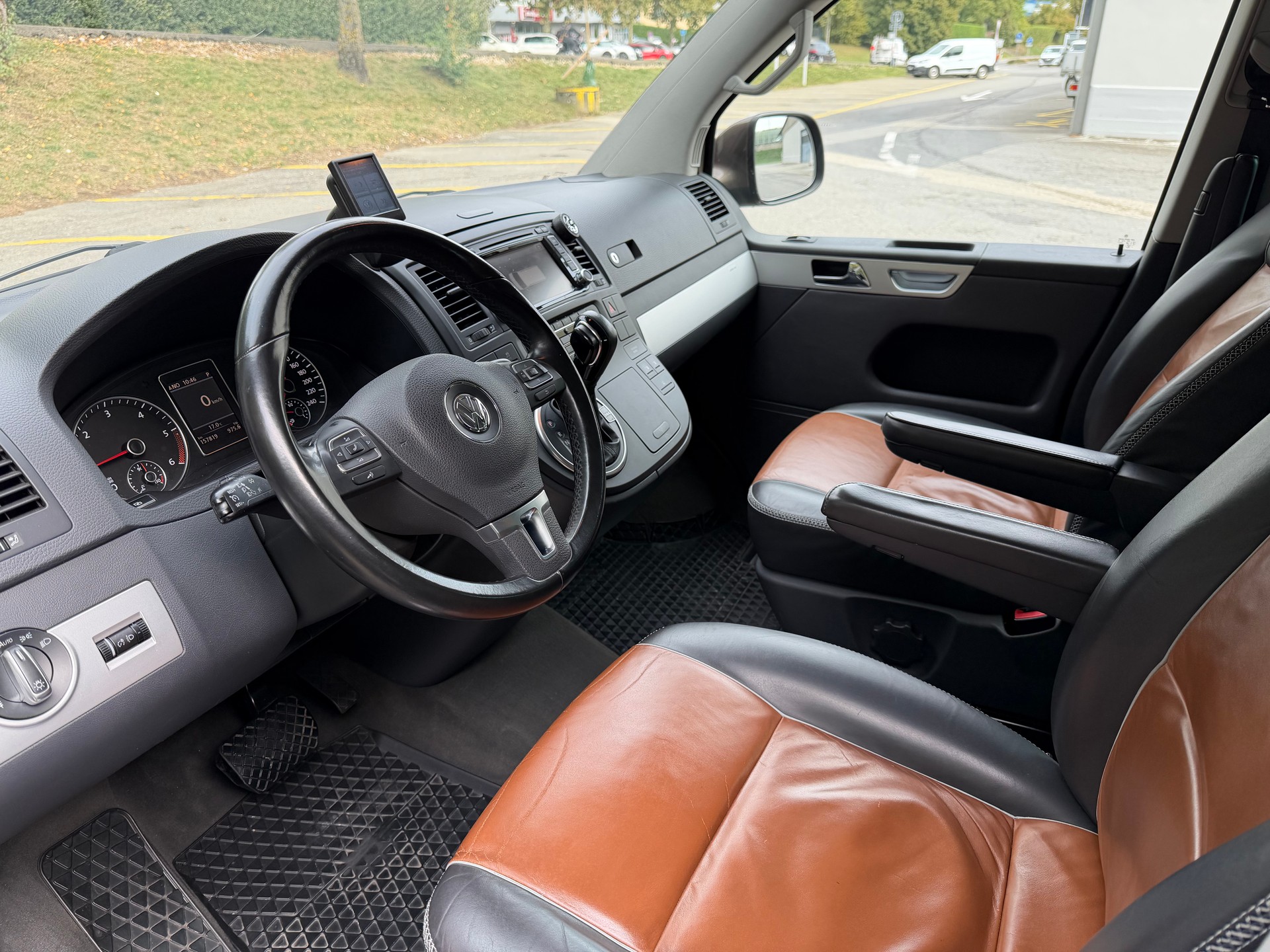 VW T5 Multivan 2.0 Bi-TDI CR Highline 4Motion DSG-image-6