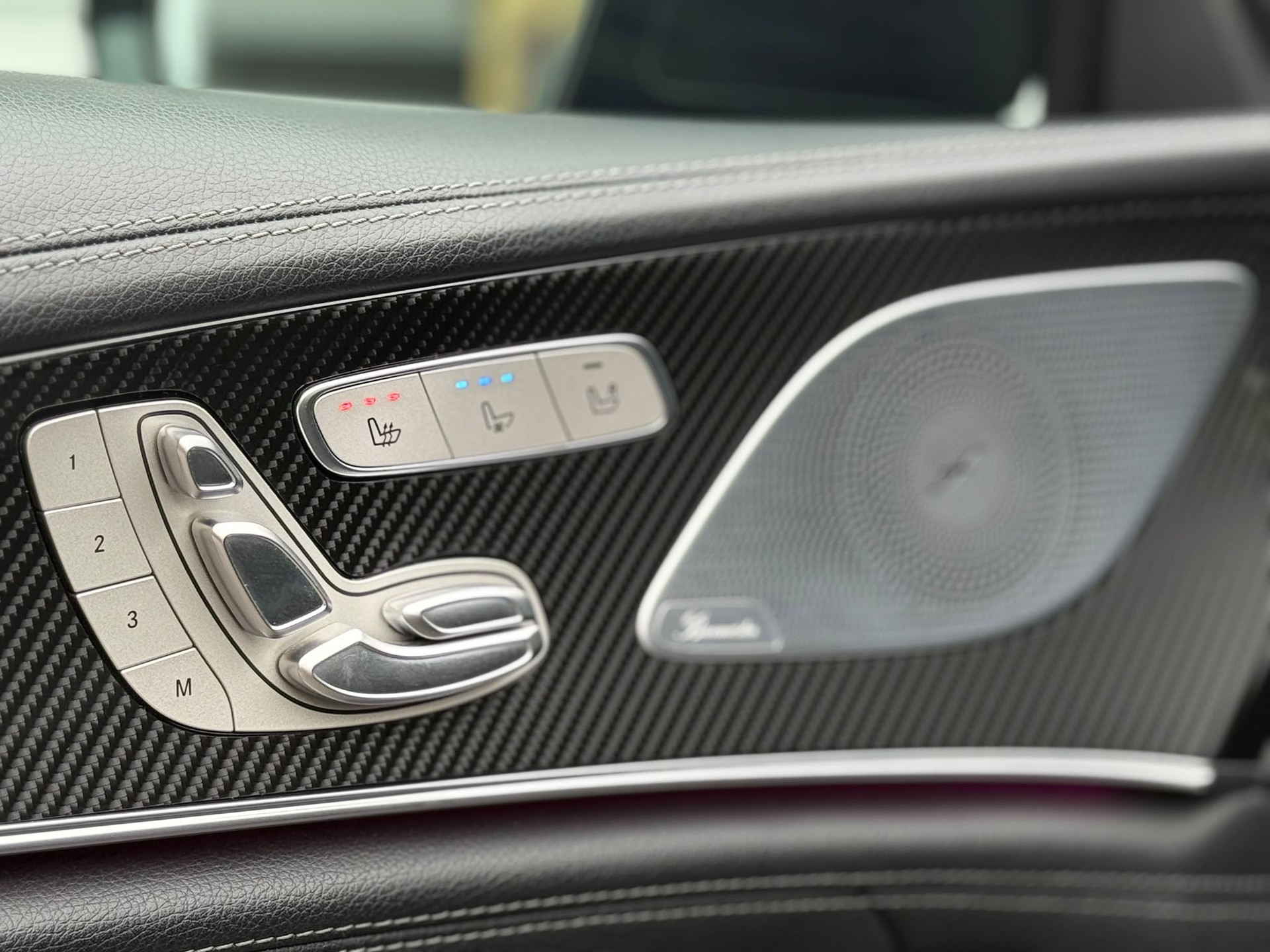 MERCEDES-BENZ AMG GT 63 S 4matic+-image-9