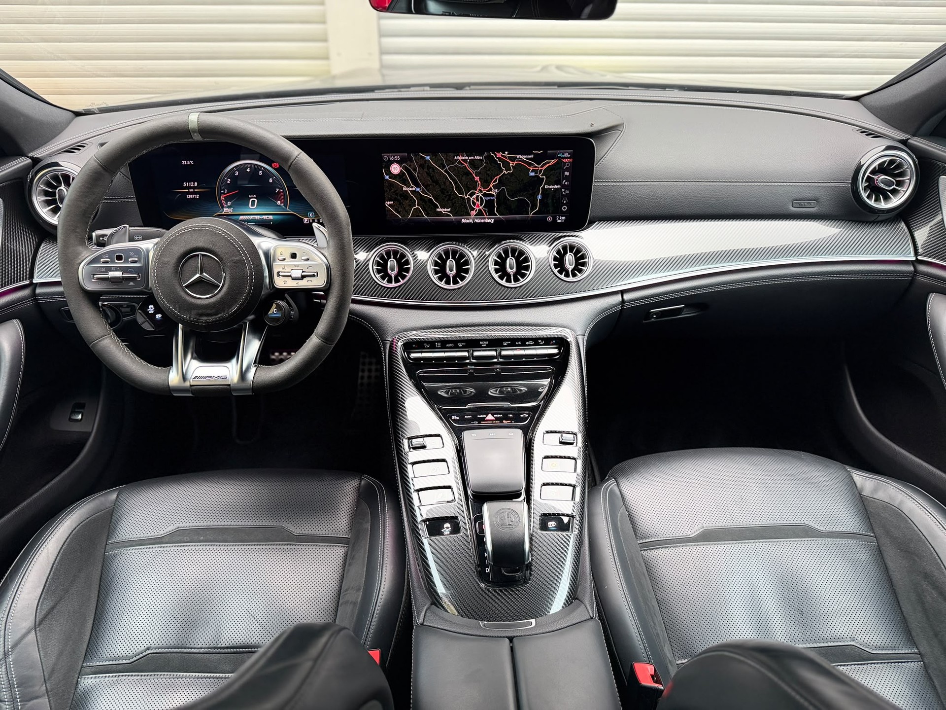 MERCEDES-BENZ AMG GT 63 S 4matic+-image-13