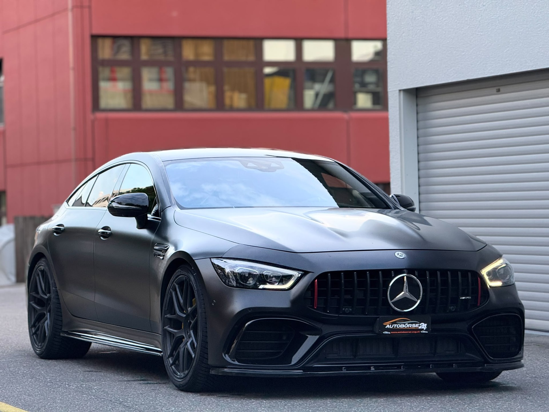 MERCEDES-BENZ AMG GT 63 S 4matic+-image-1