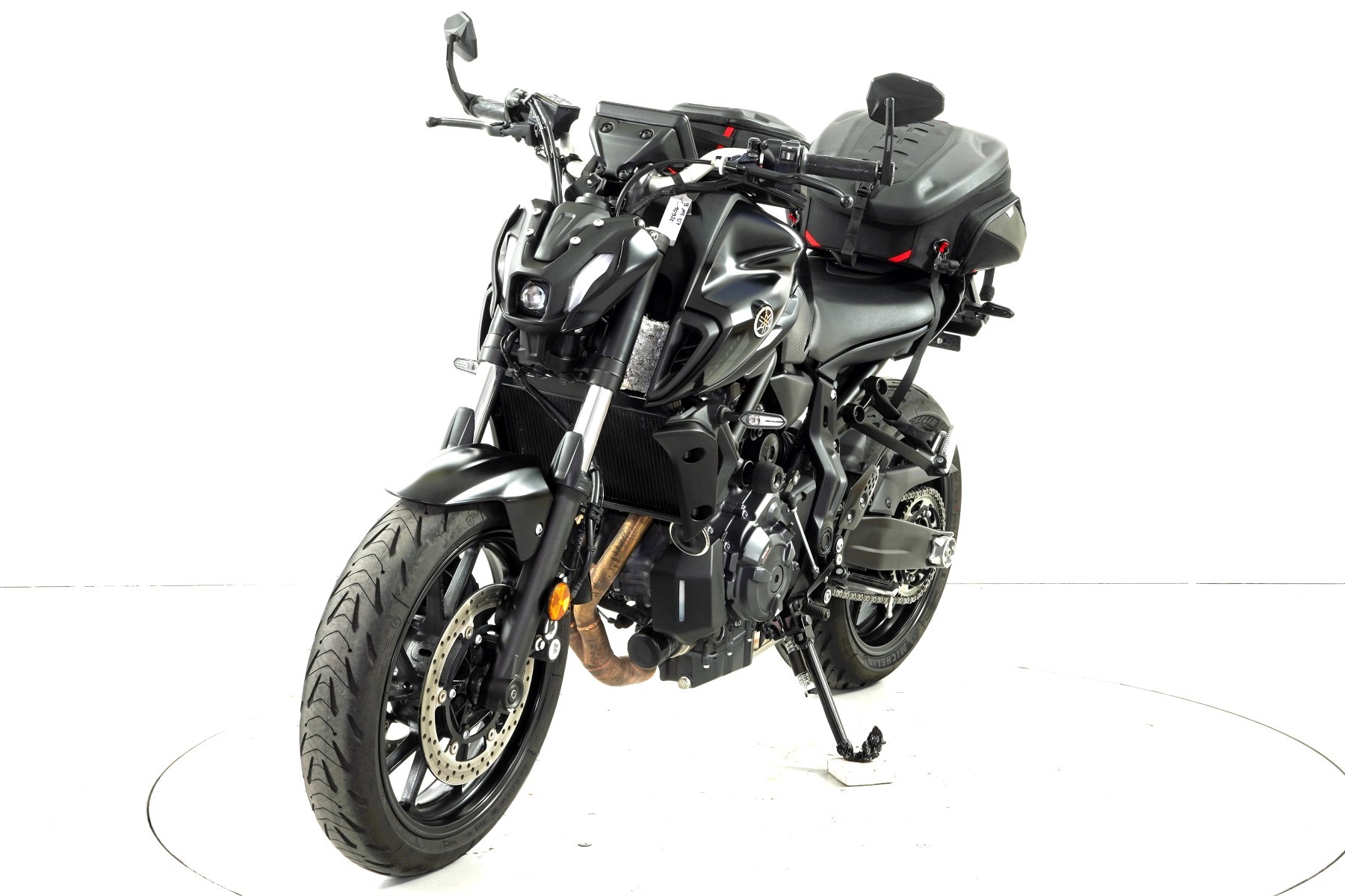 YAMAHA MT-07 ABS-showroom-element-2