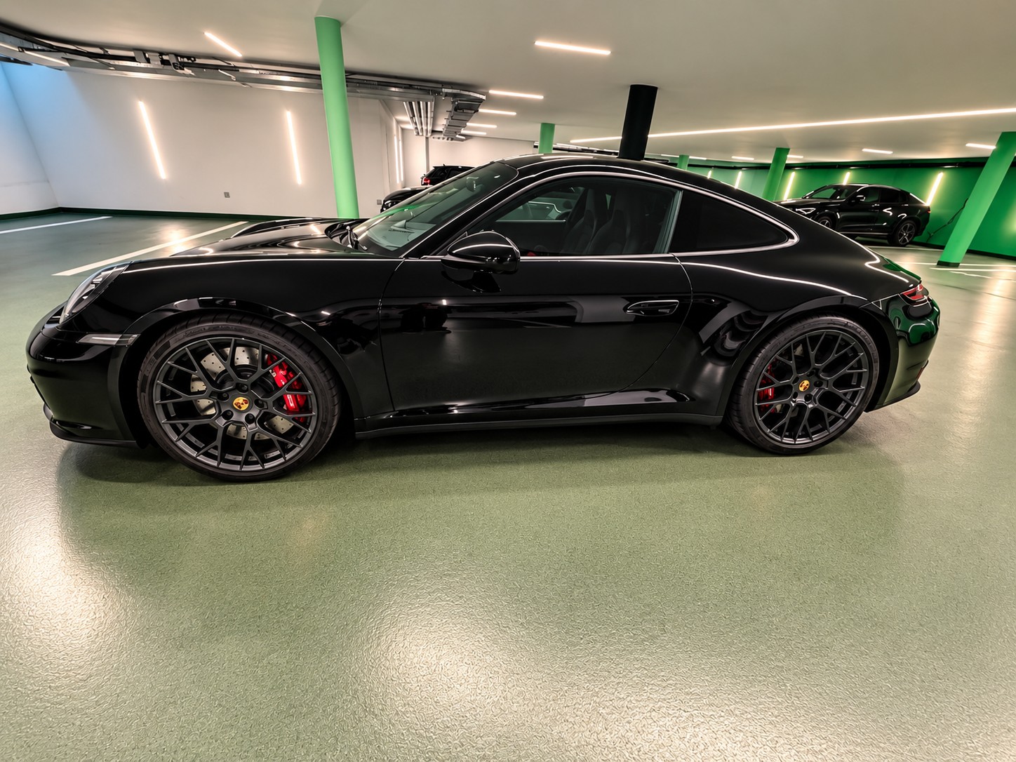 PORSCHE Carrera GTS PDK-image-0