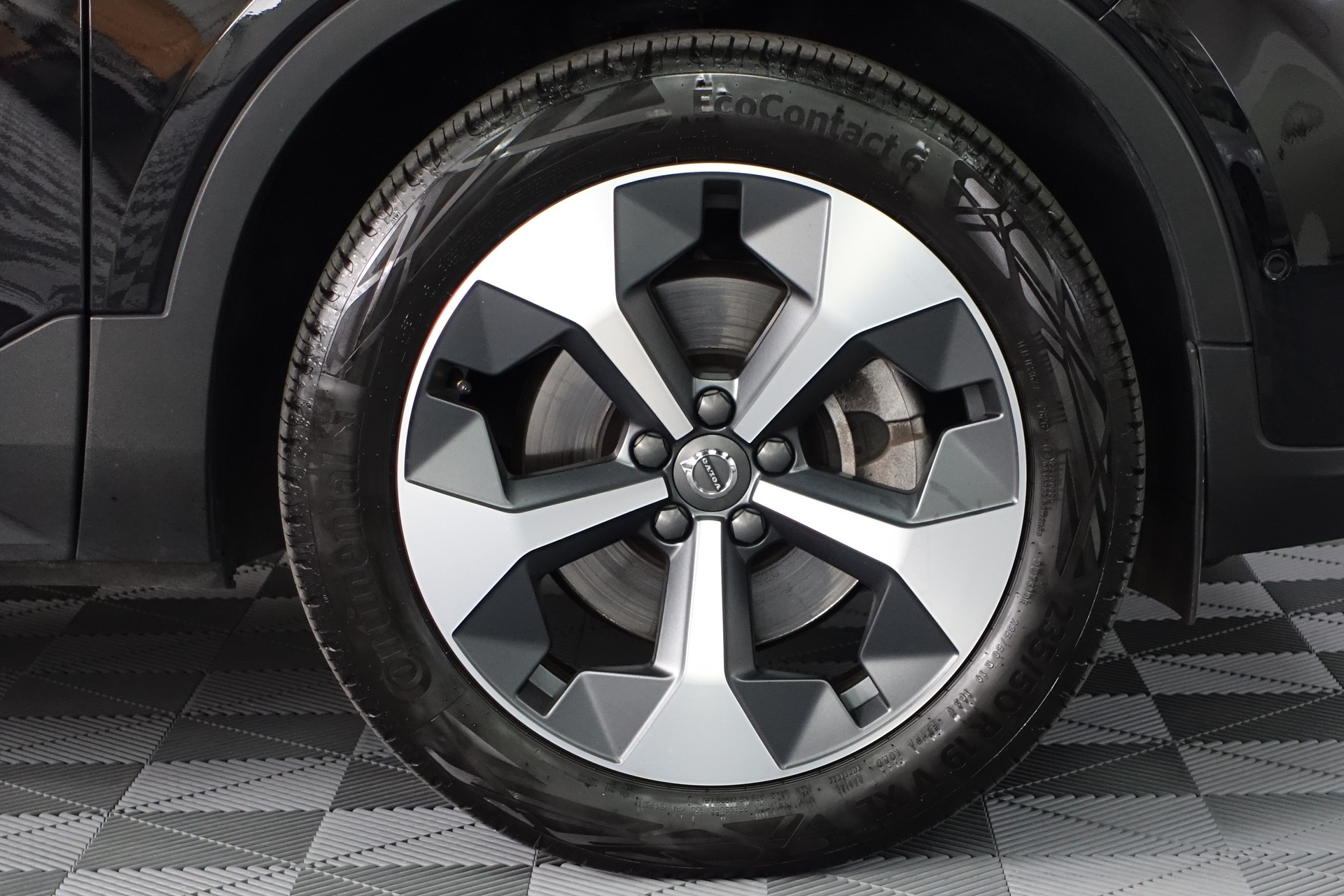 VOLVO XC40 2.0 B4 MH Ultimate Dark AWD-image-9