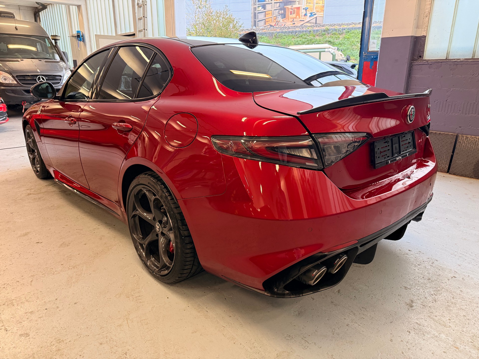 ALFA ROMEO Giulia 2.9 V6 Quadrifoglio-image-3