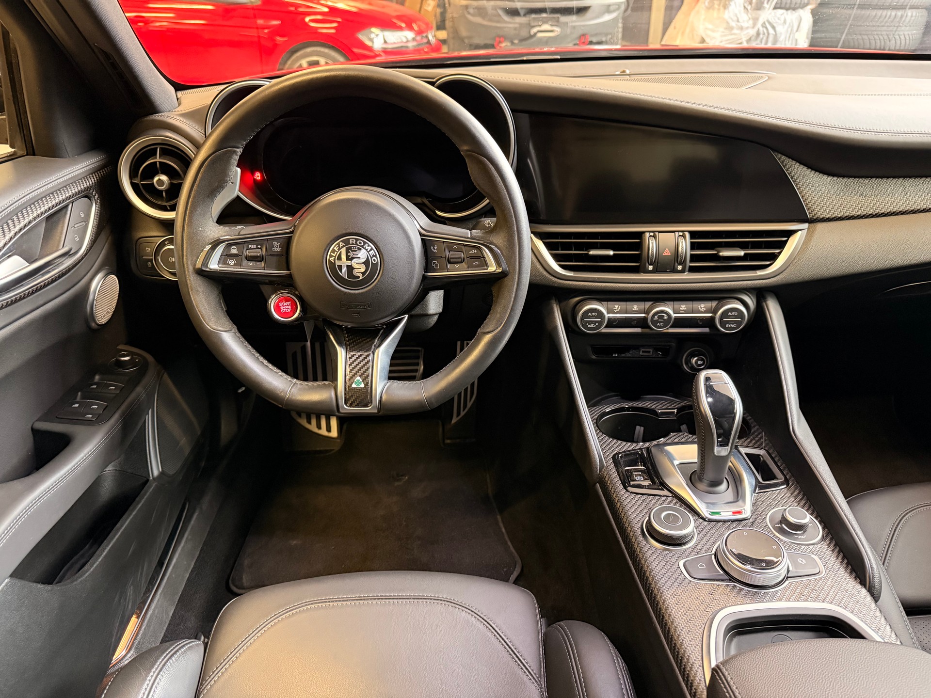 ALFA ROMEO Giulia 2.9 V6 Quadrifoglio-image-11