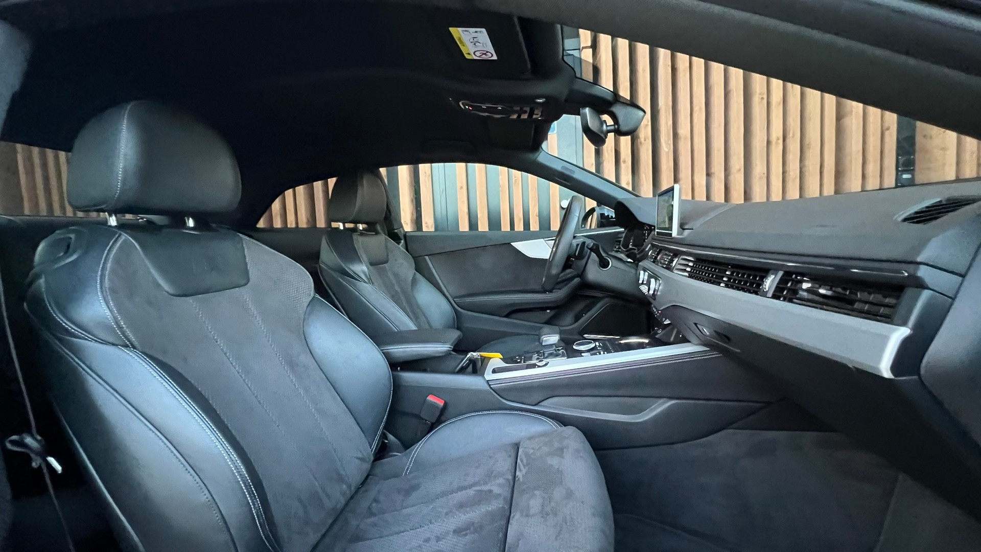 AUDI A5 COUPÉ 40 TFSI S-LINE SPORT BLACK S-TRONIC l 190 PS-image-23