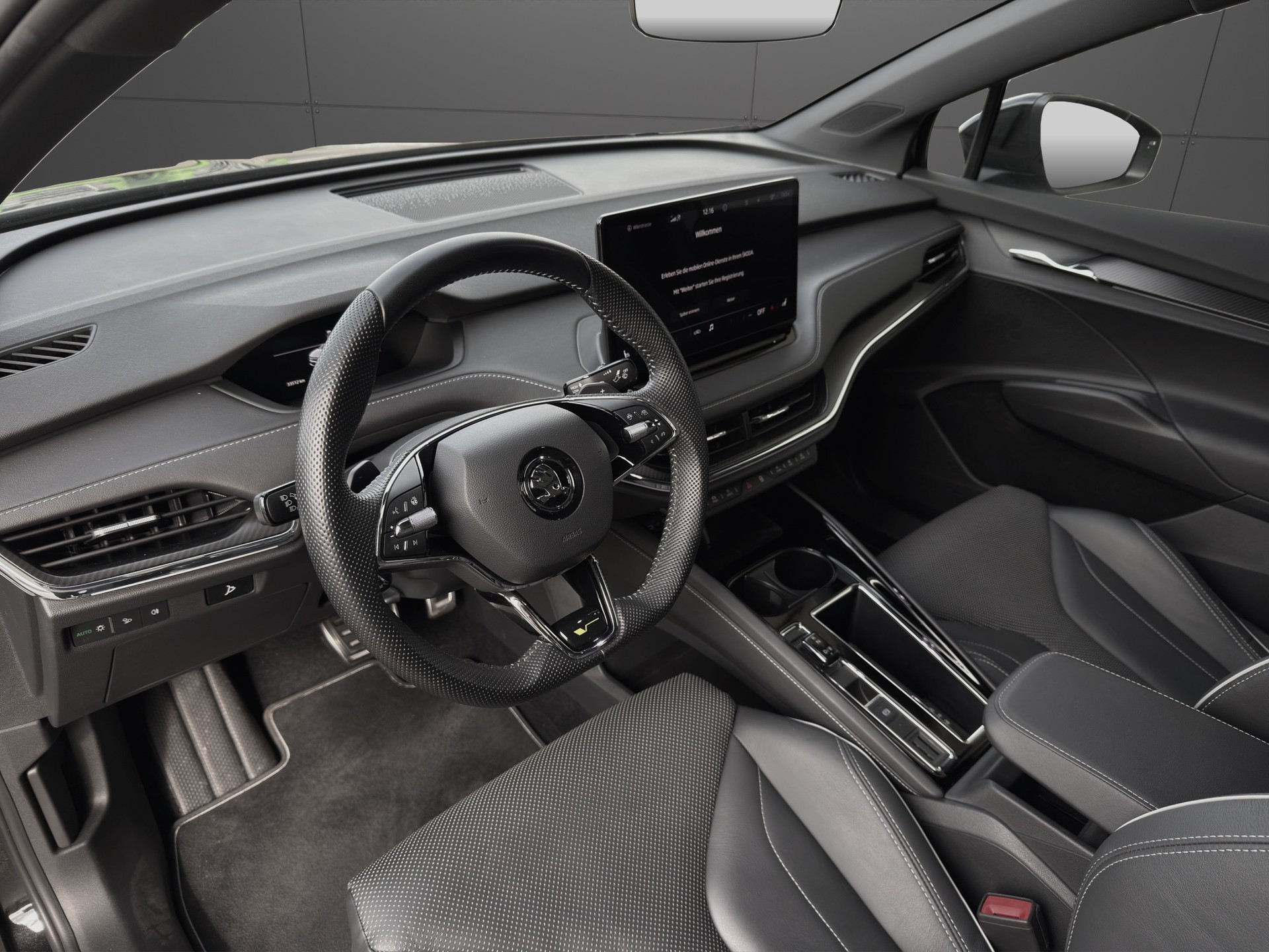 SKODA Enyaq Coupé RS iV 80 4x4-image-7