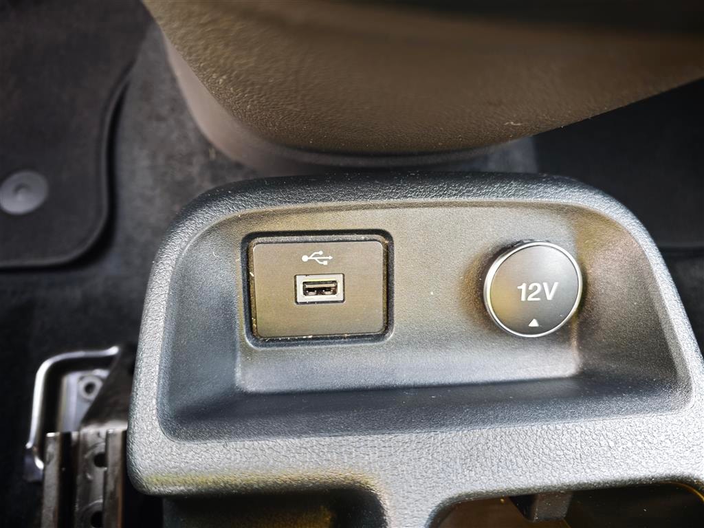 FORD TOURNEO Connect 1.5 EcoBlue 120 Trend-image-14