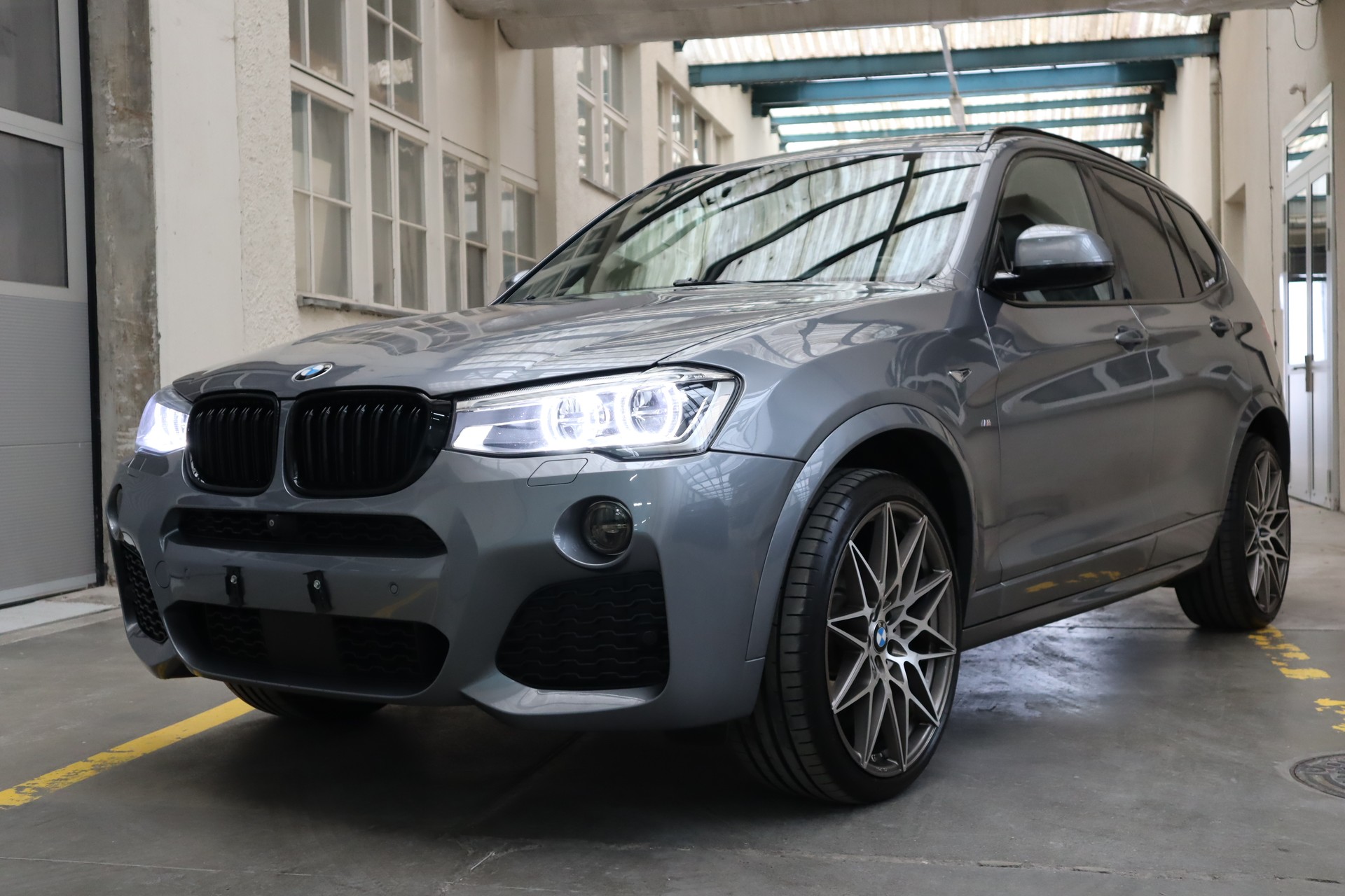 BMW X3 xDrive 28i M Sport Steptronic-image-3