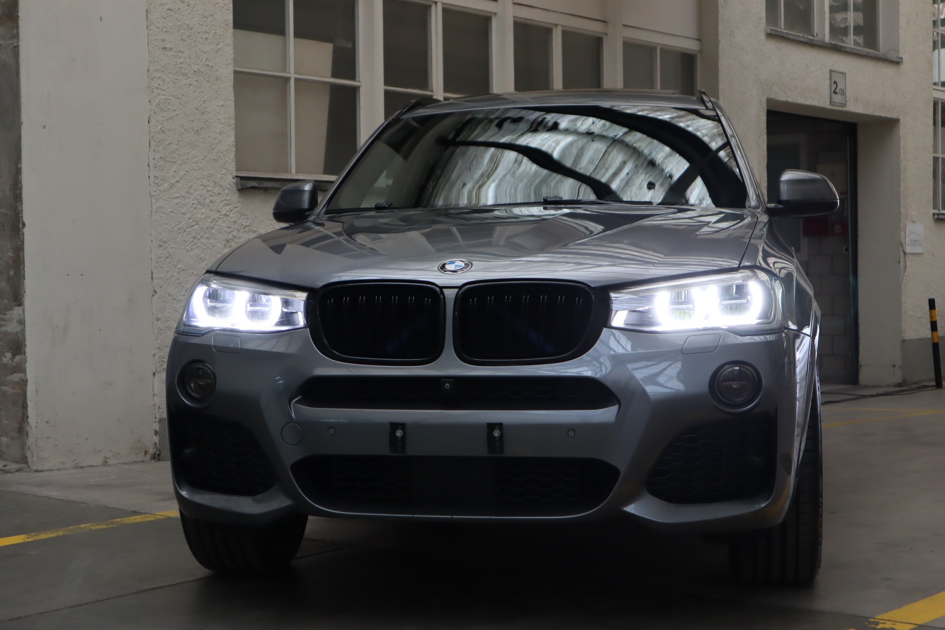 BMW X3 xDrive 28i M Sport Steptronic-image-2
