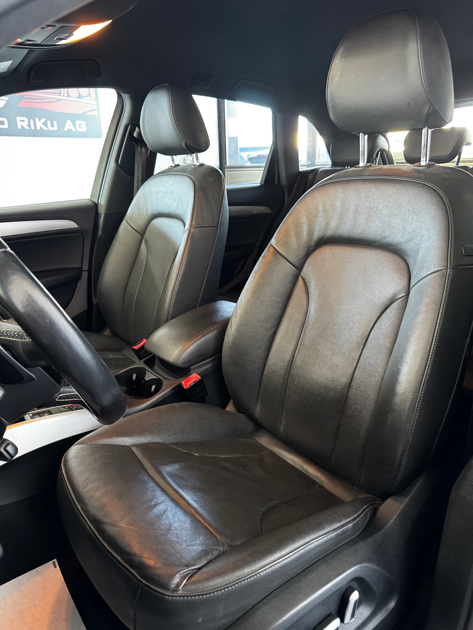 AUDI SQ5 3.0 TDI quattro tiptronic-image-13