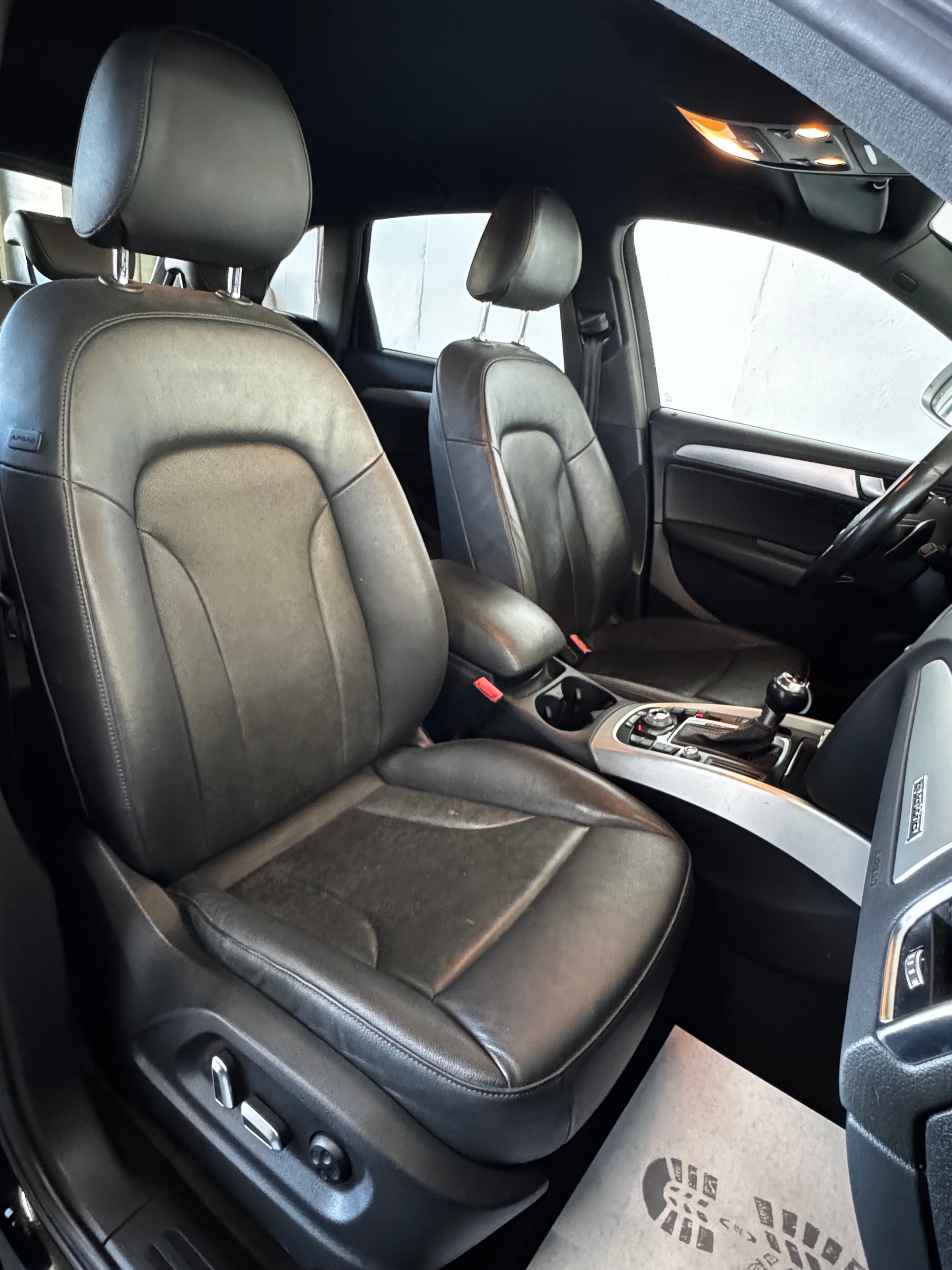 AUDI SQ5 3.0 TDI quattro tiptronic-image-19