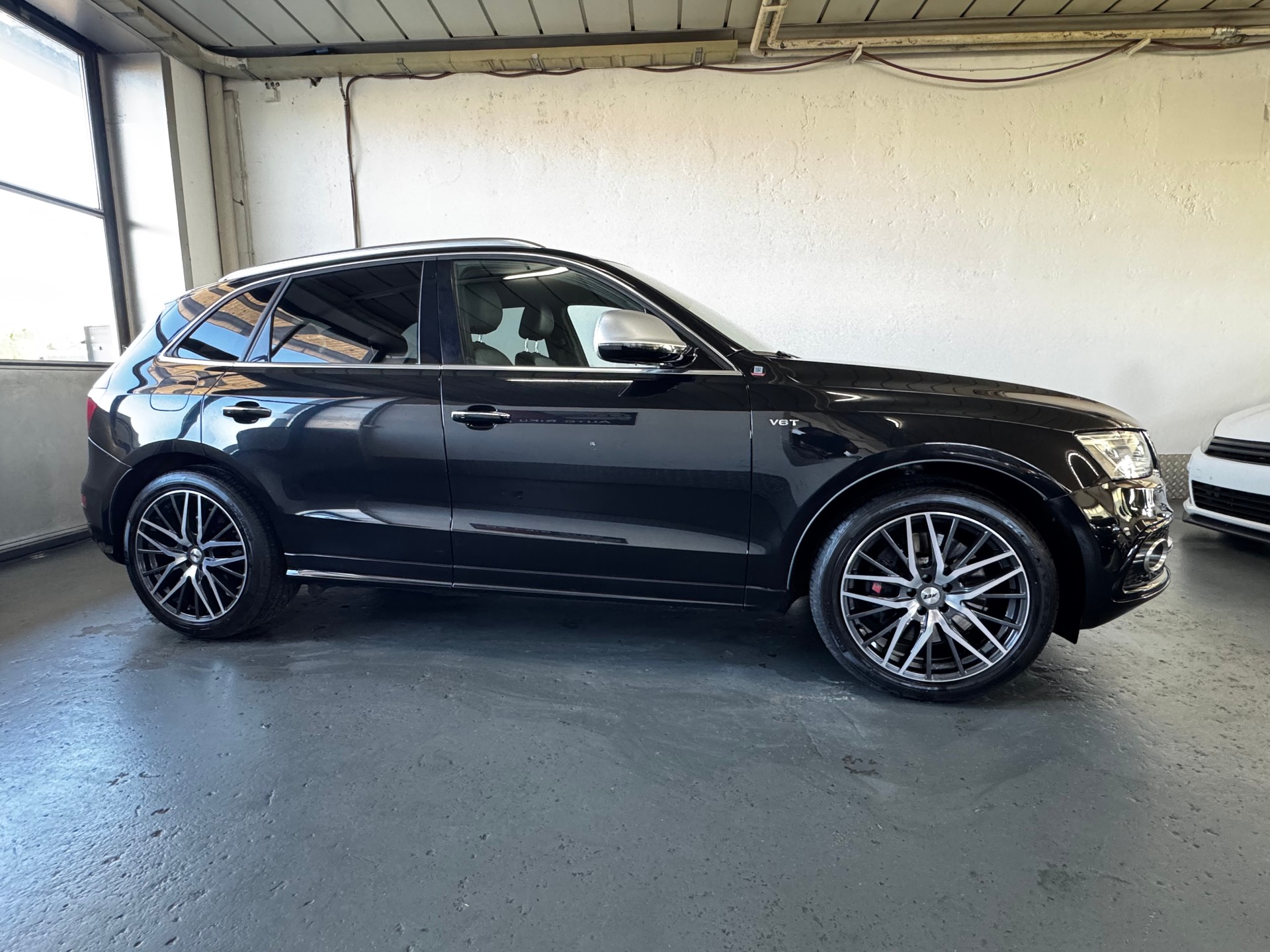 AUDI SQ5 3.0 TDI quattro tiptronic-image-6