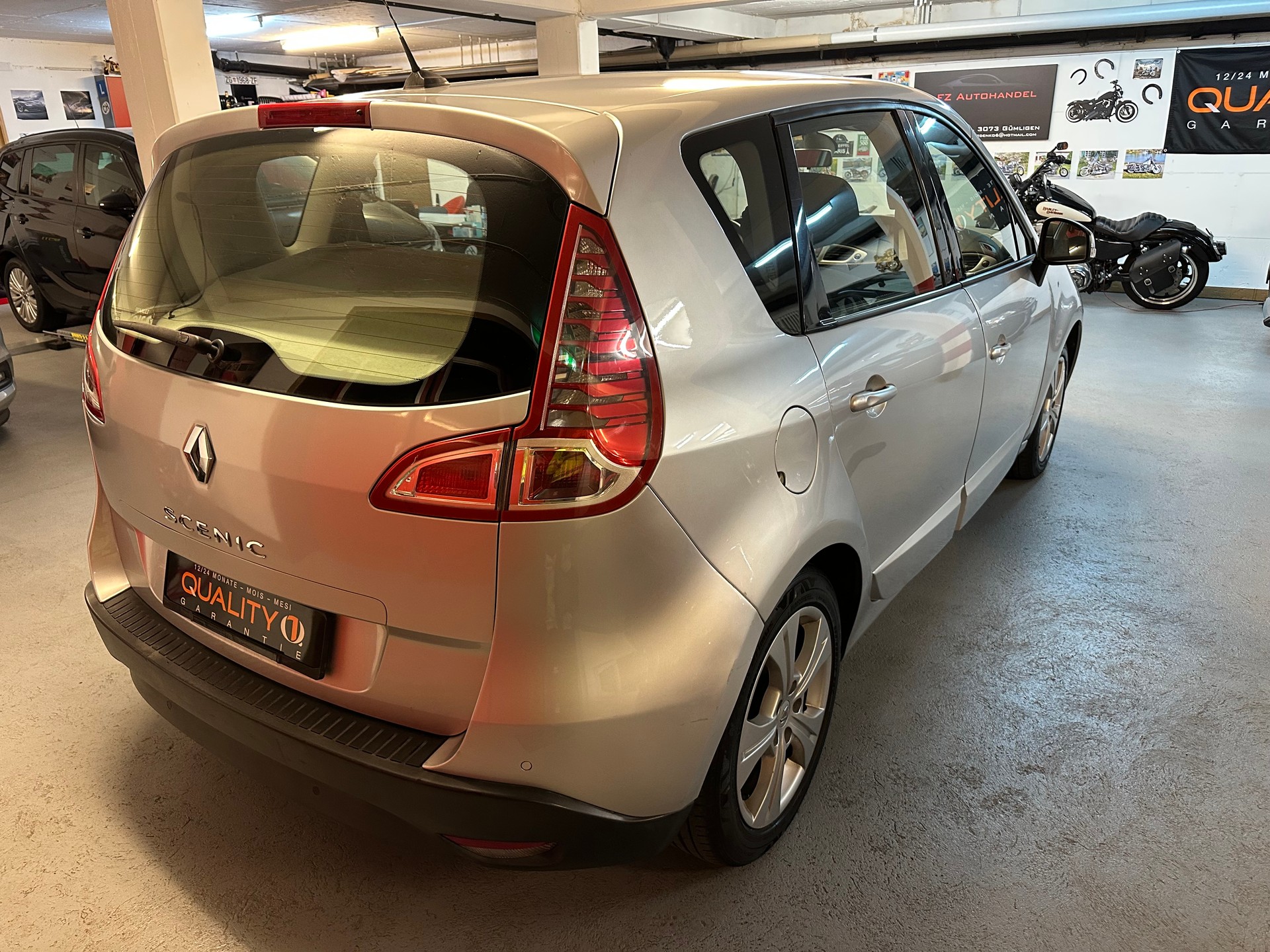 RENAULT Scénic 2.0 16V Dynamique X-Tronic CVT-image-5