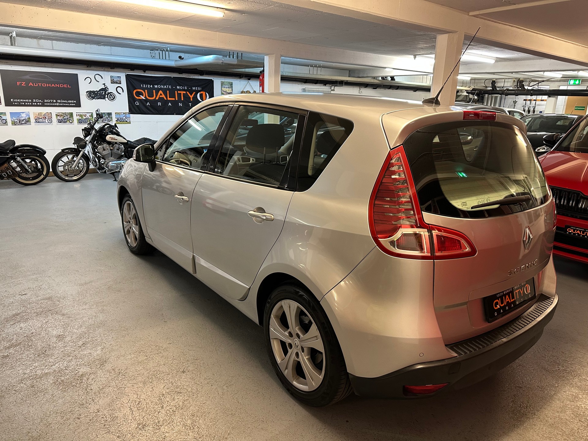 RENAULT Scénic 2.0 16V Dynamique X-Tronic CVT-image-4