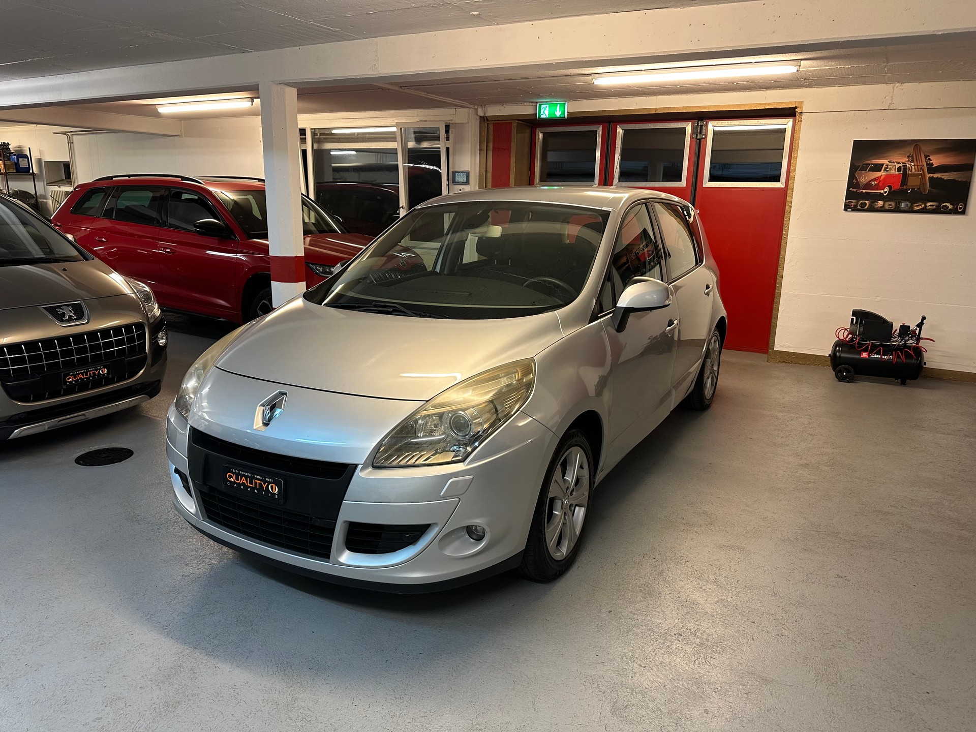 RENAULT Scénic 2.0 16V Dynamique X-Tronic CVT-image-3