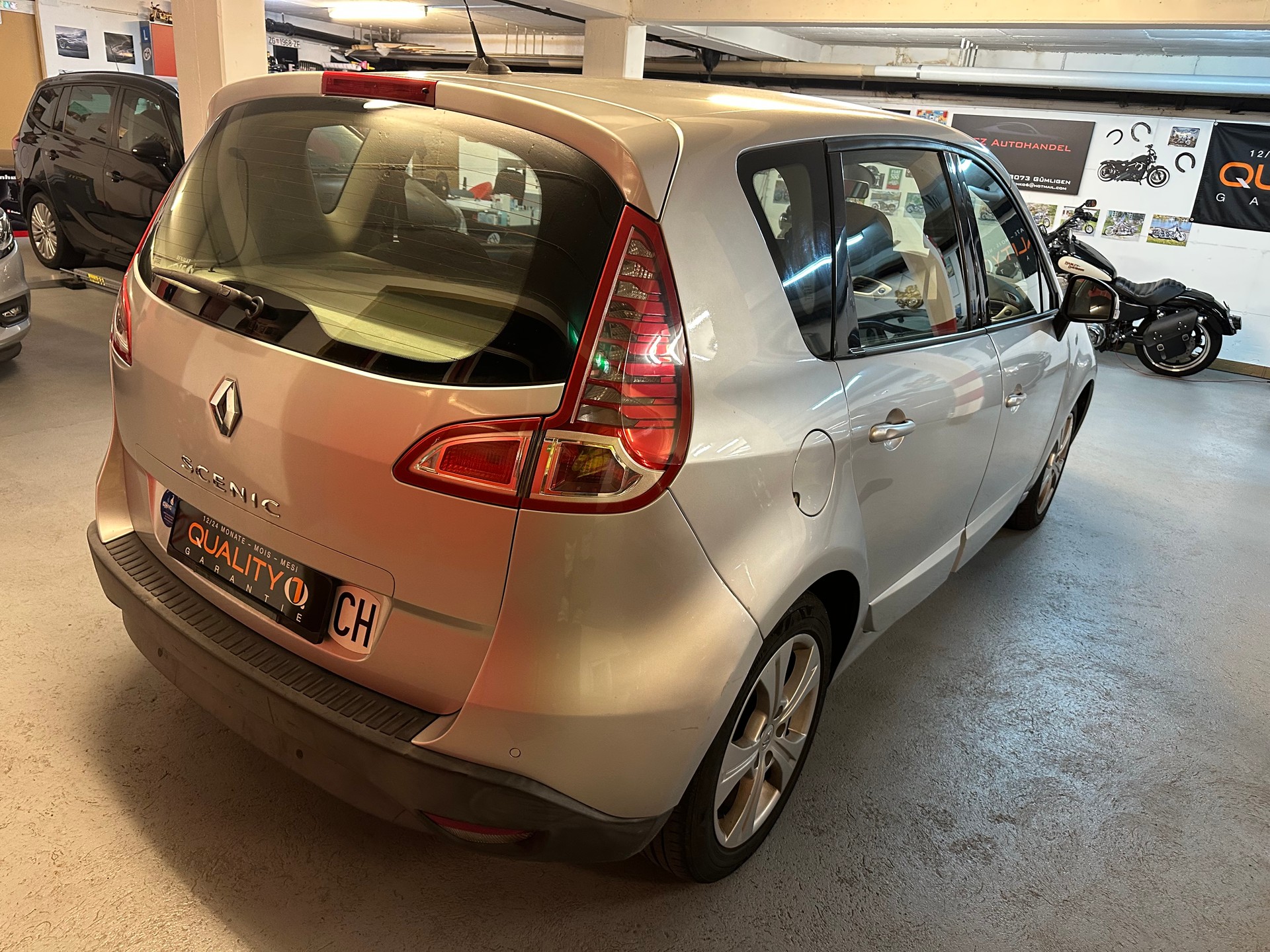 RENAULT Scénic 2.0 16V Dynamique X-Tronic CVT-image-5