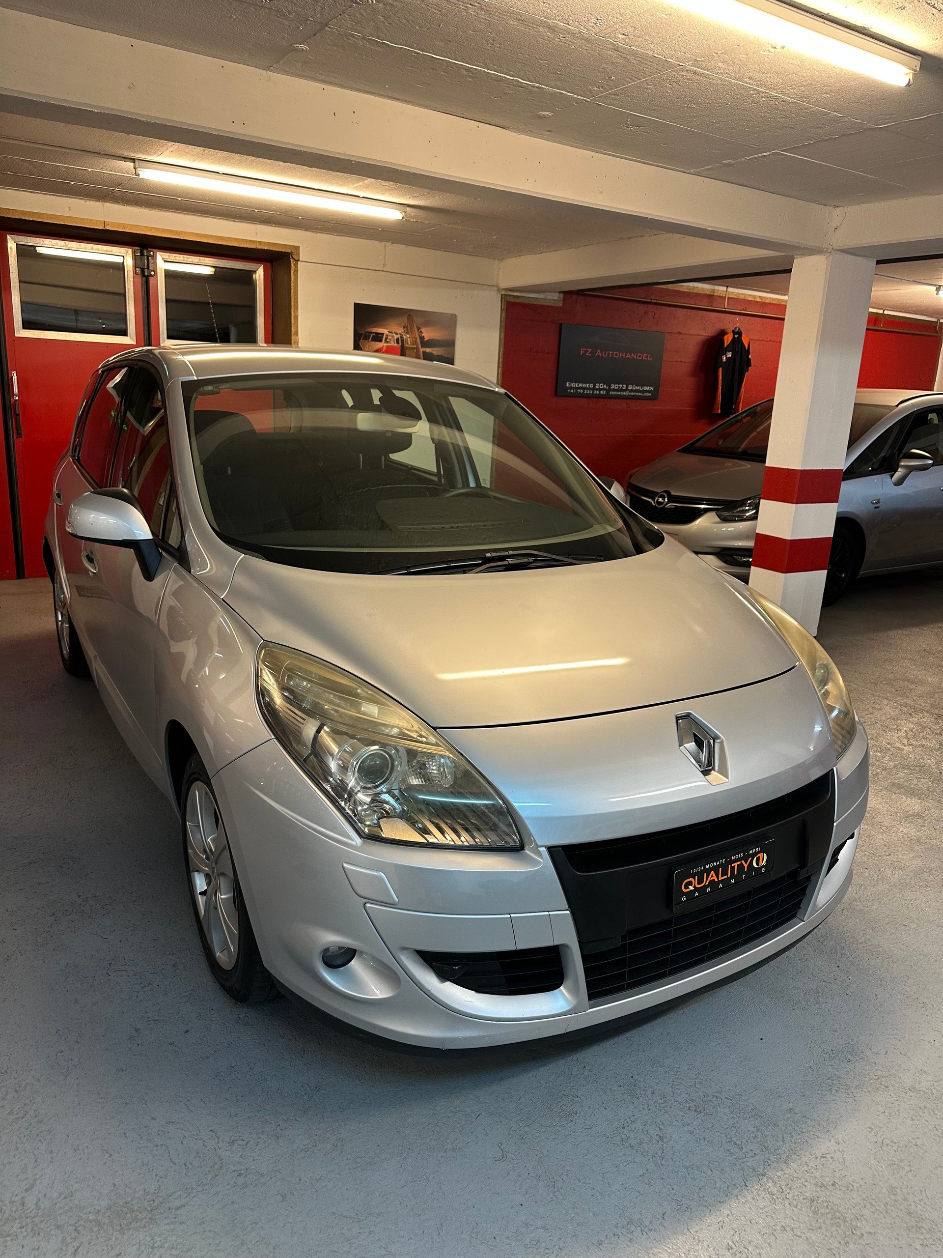 RENAULT Scénic 2.0 16V Dynamique X-Tronic CVT-image-0