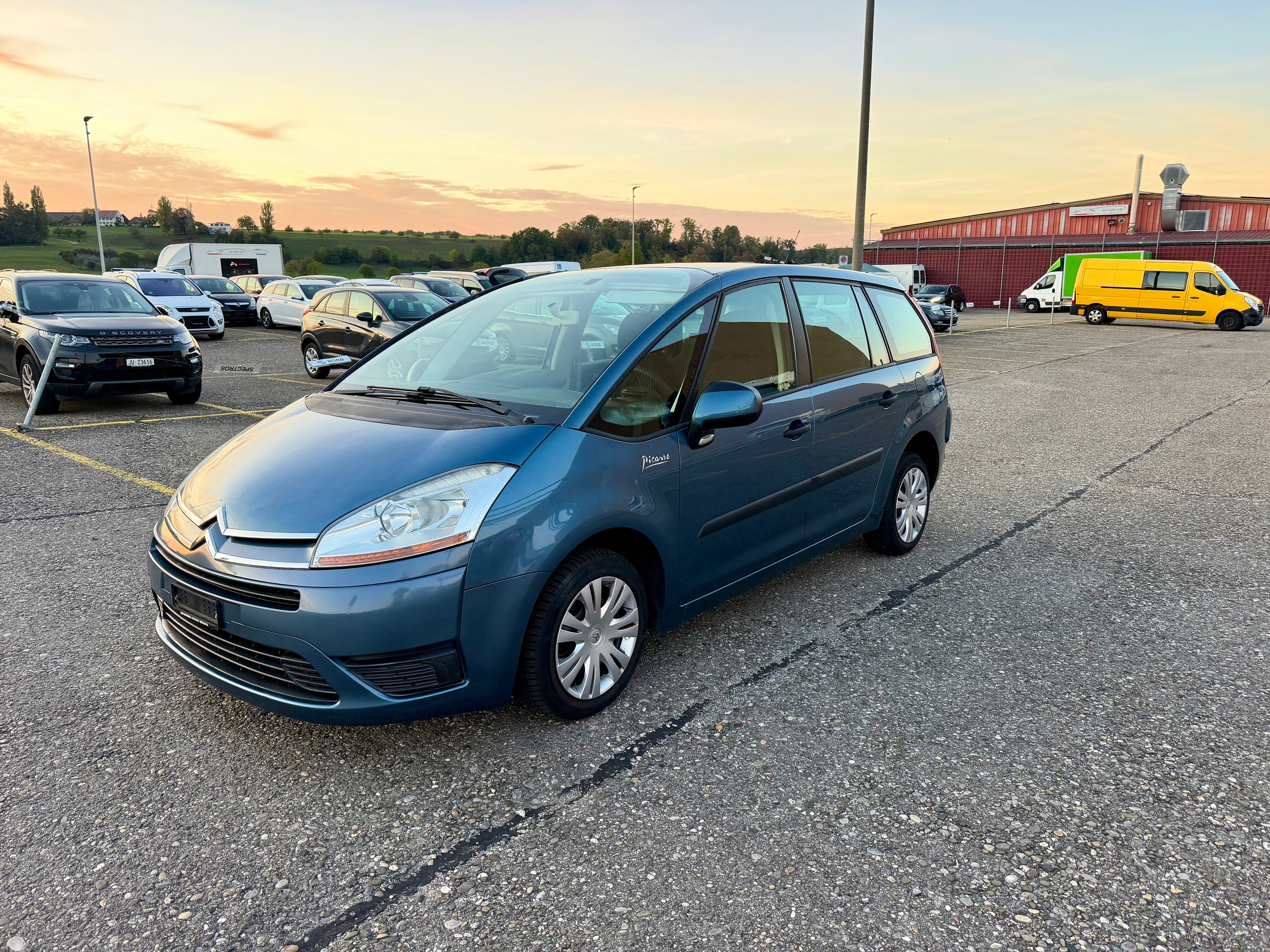 Car photo