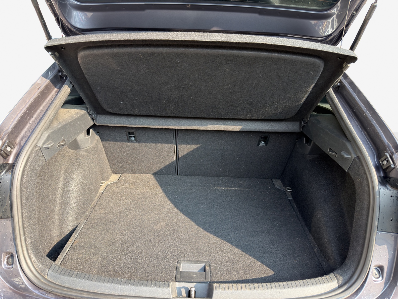 VW Taigo 1.0 TSI R-Line DSG-image-12