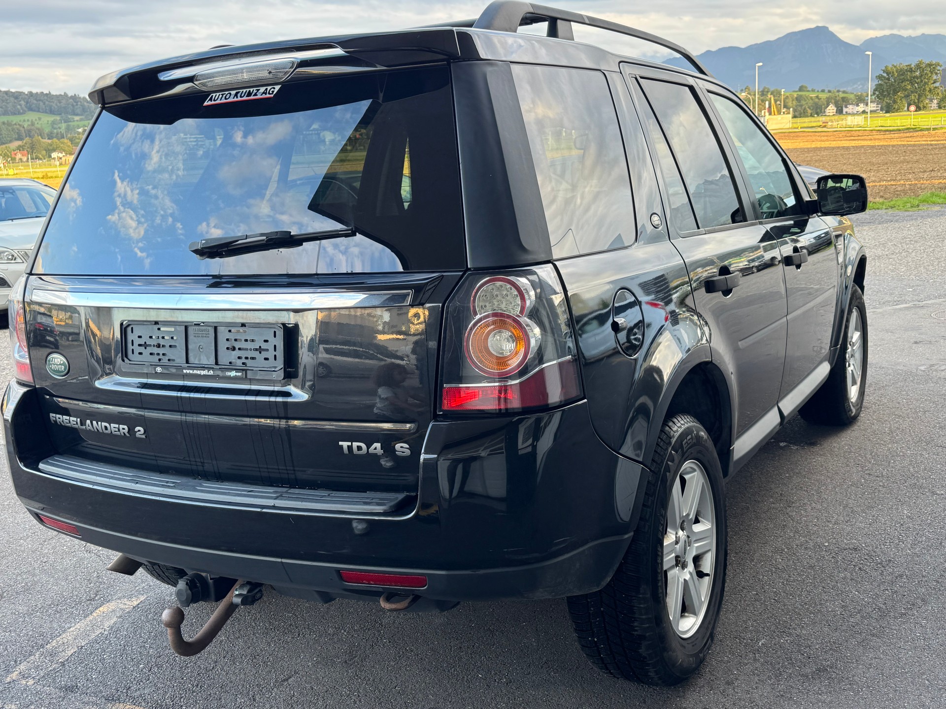 LAND ROVER Freelander 2.2 TD4 HSE-image-5
