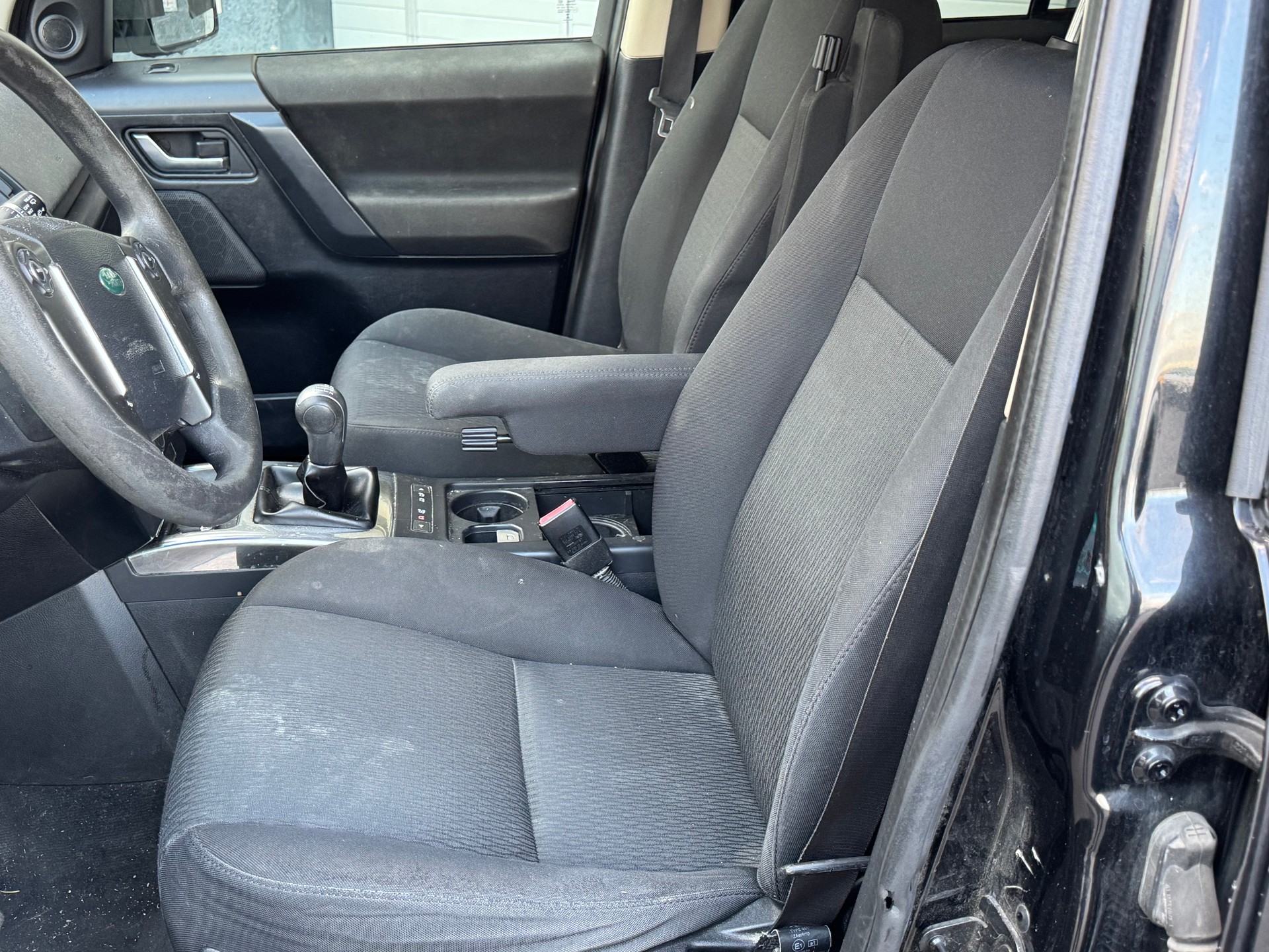 LAND ROVER Freelander 2.2 TD4 HSE-image-8