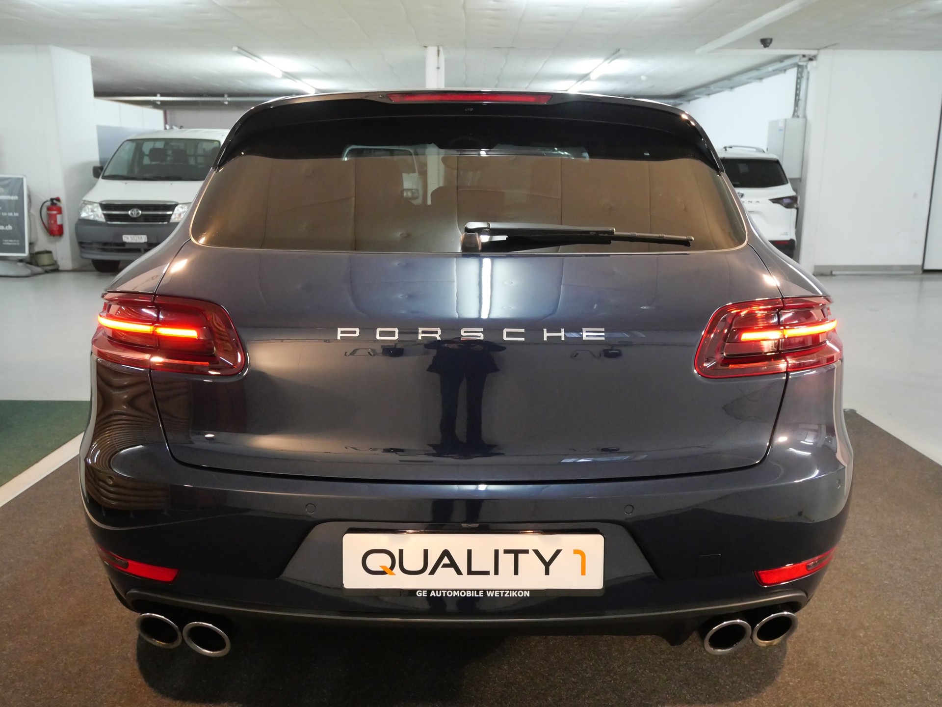 PORSCHE Macan Turbo PDK-image-9
