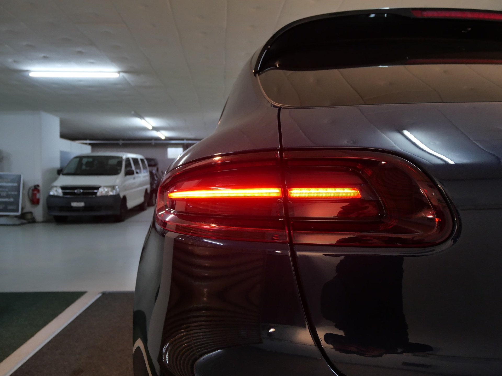 PORSCHE Macan Turbo PDK-image-11
