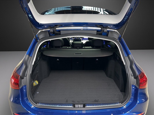 MERCEDES-BENZ C 220 d T 4 M Swiss Star-image-10
