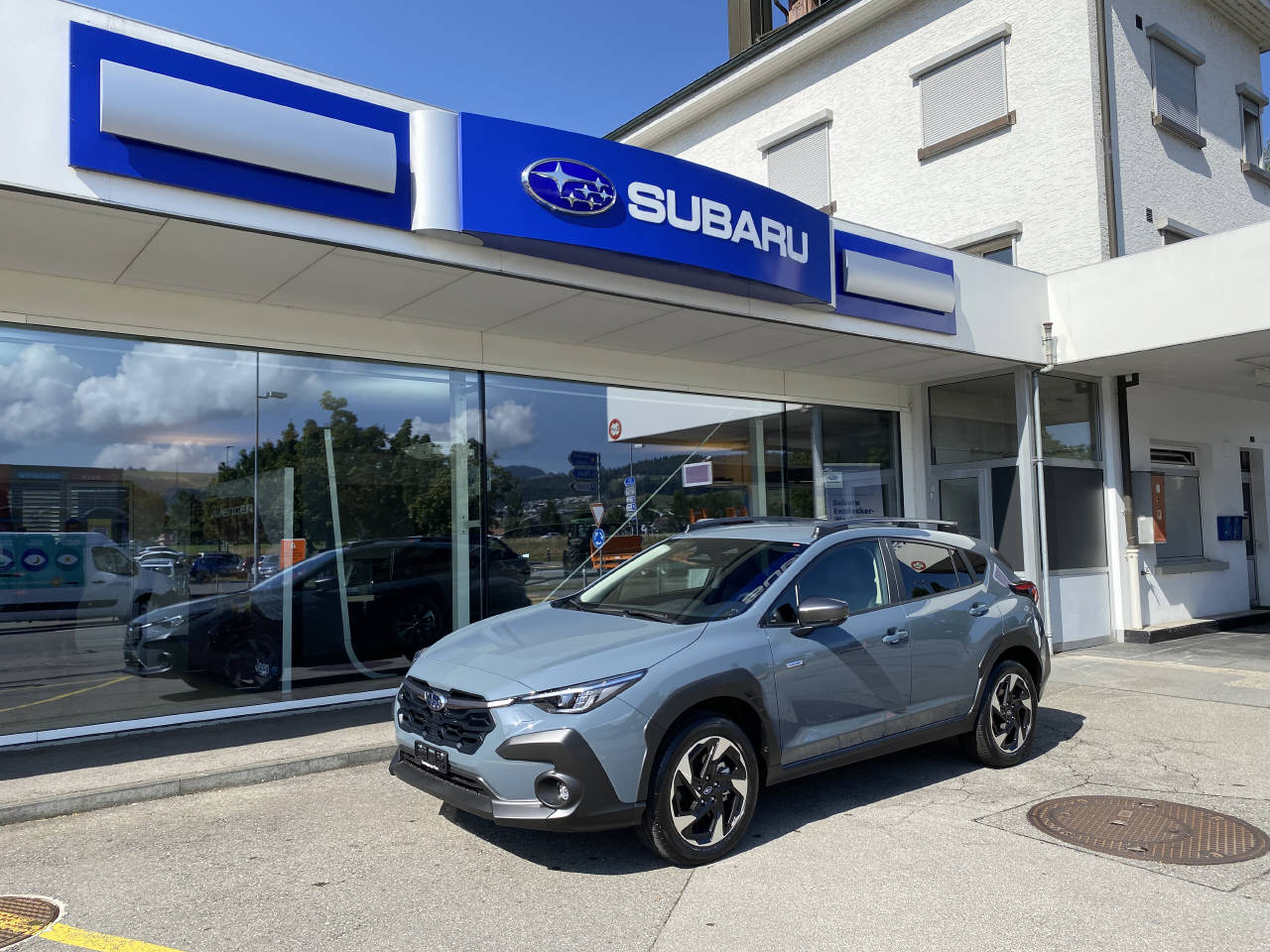SUBARU Crosstrek 2.0i e-Boxer Swiss Plus-image-1