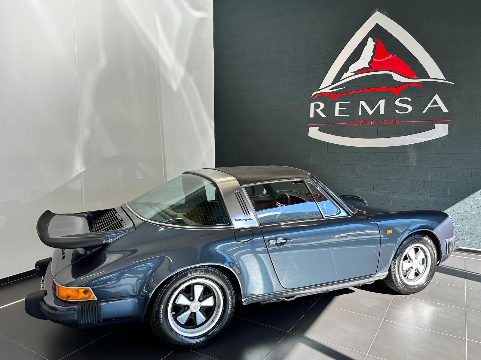 PORSCHE 911 S 2.4 Targa Trappe d'huile abaissée-image-1
