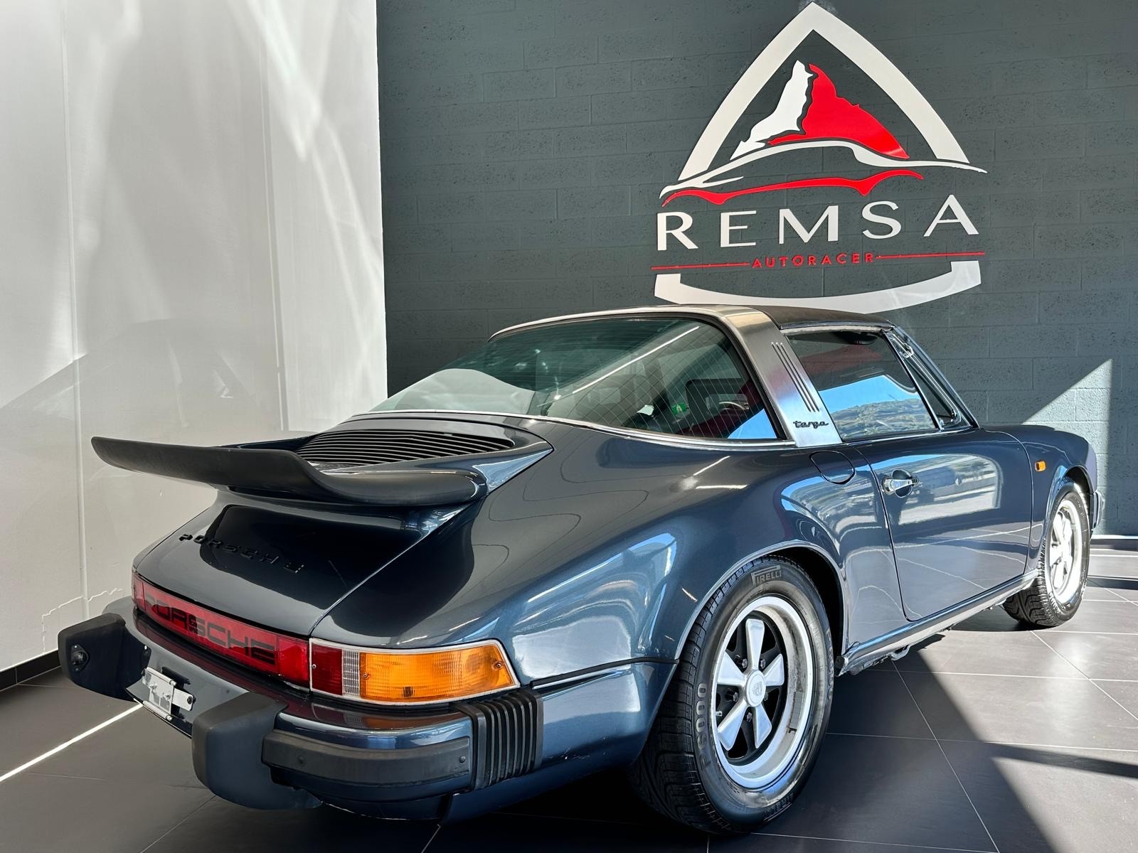 PORSCHE 911 S 2.4 Targa Trappe d'huile abaissée-image-6
