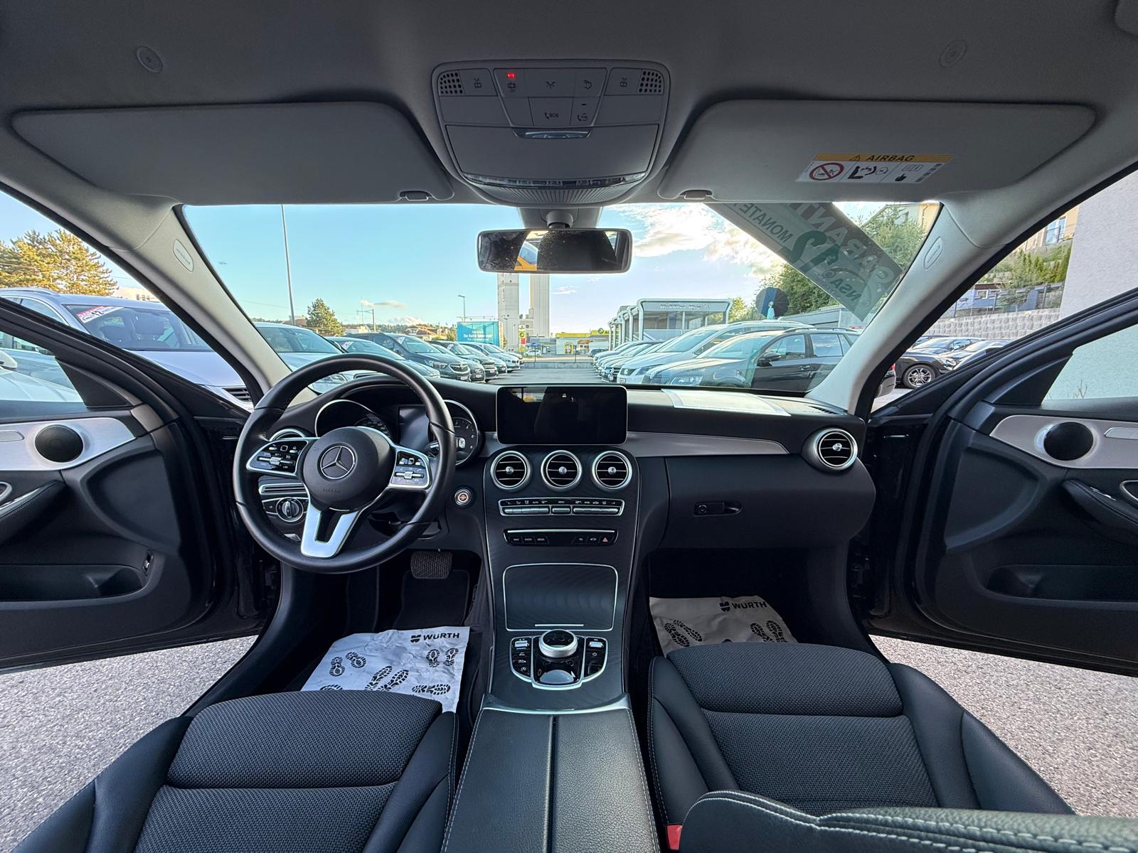 MERCEDES-BENZ C 220-image-8