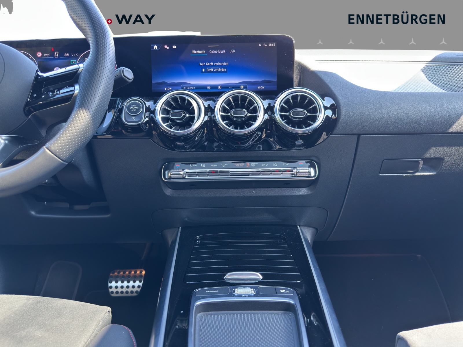 MERCEDES-BENZ GLA 220d 4Matic 8G-DCT-image-11