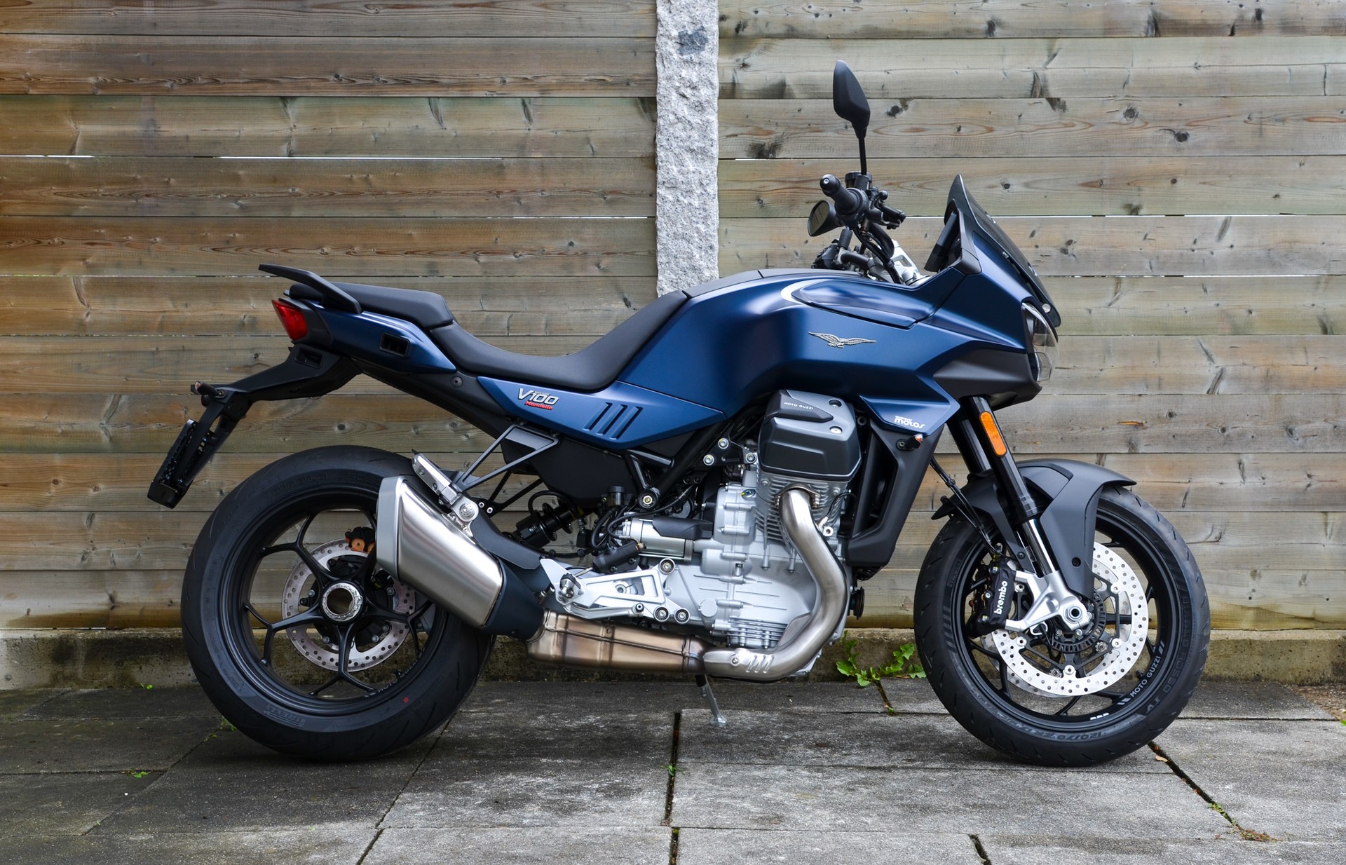 MOTO GUZZI V100 Mandello E5+