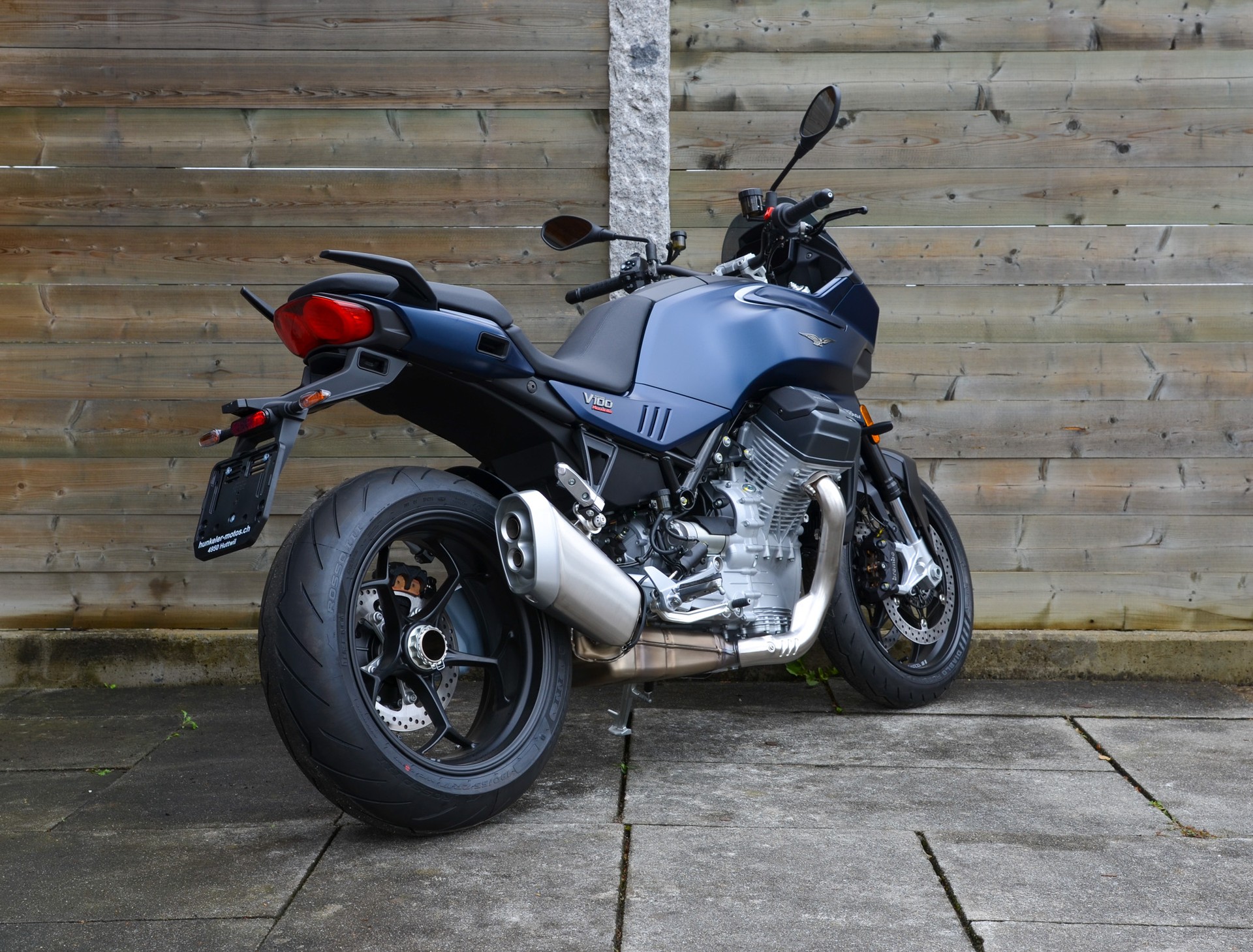 MOTO GUZZI V100 Mandello E5+-image-4