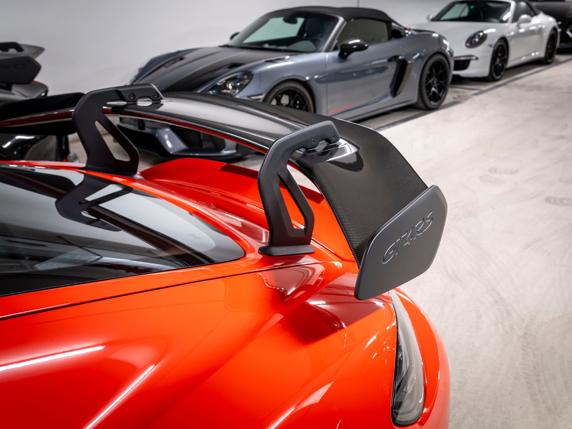 PORSCHE 718 Cayman GT4 RS PDK-image-9