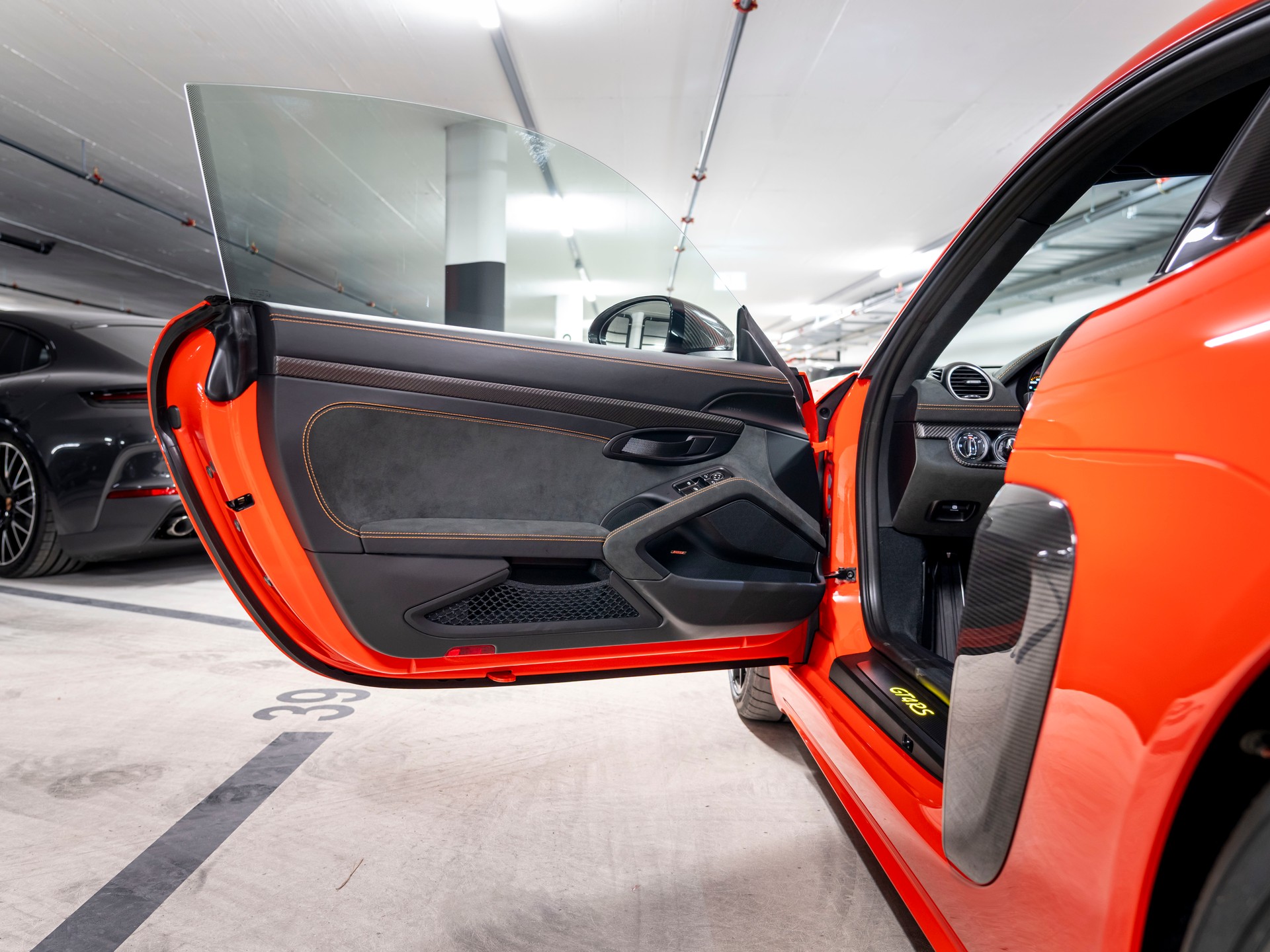 PORSCHE 718 Cayman GT4 RS PDK-image-14