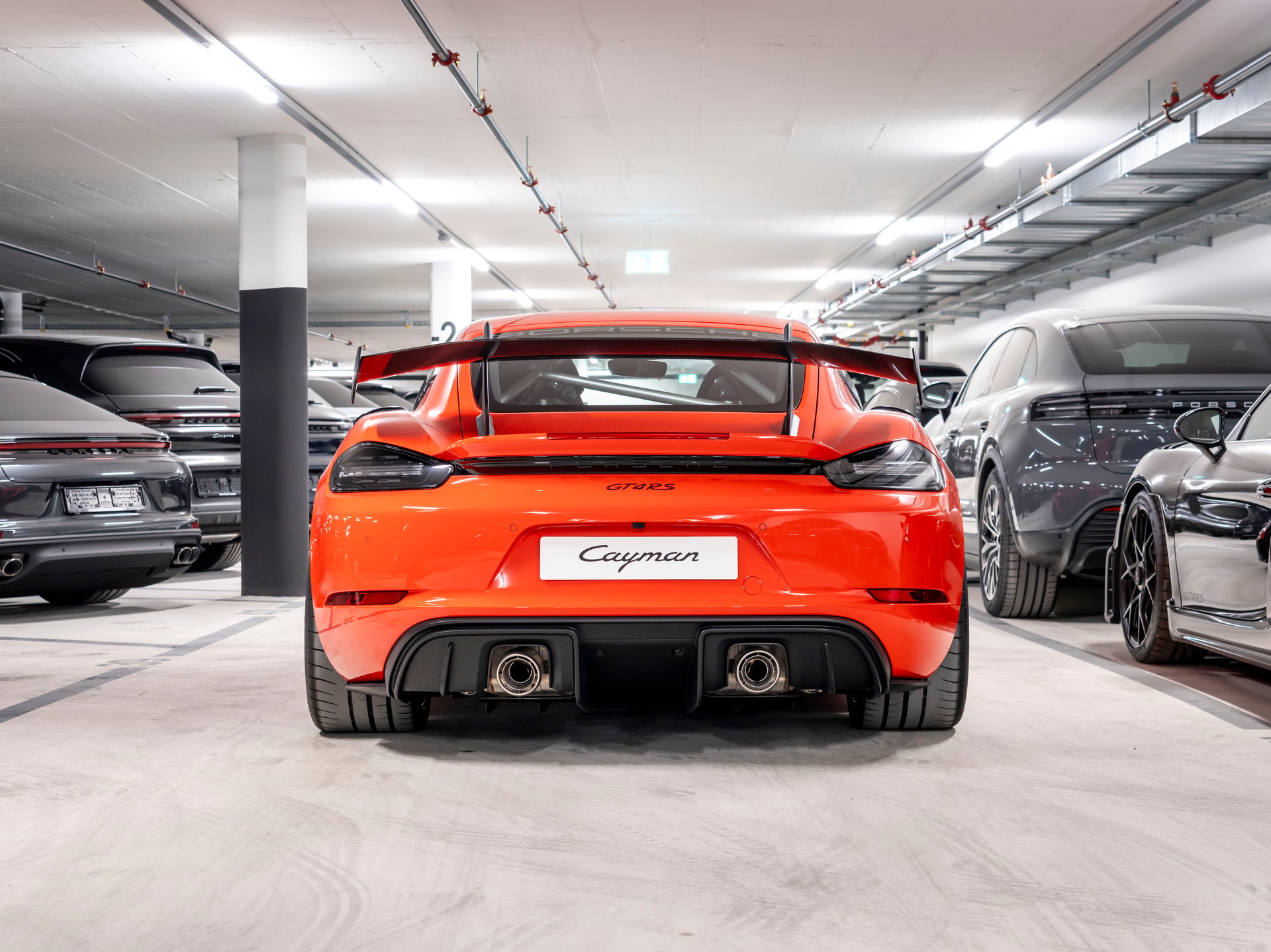 PORSCHE 718 Cayman GT4 RS PDK-image-4