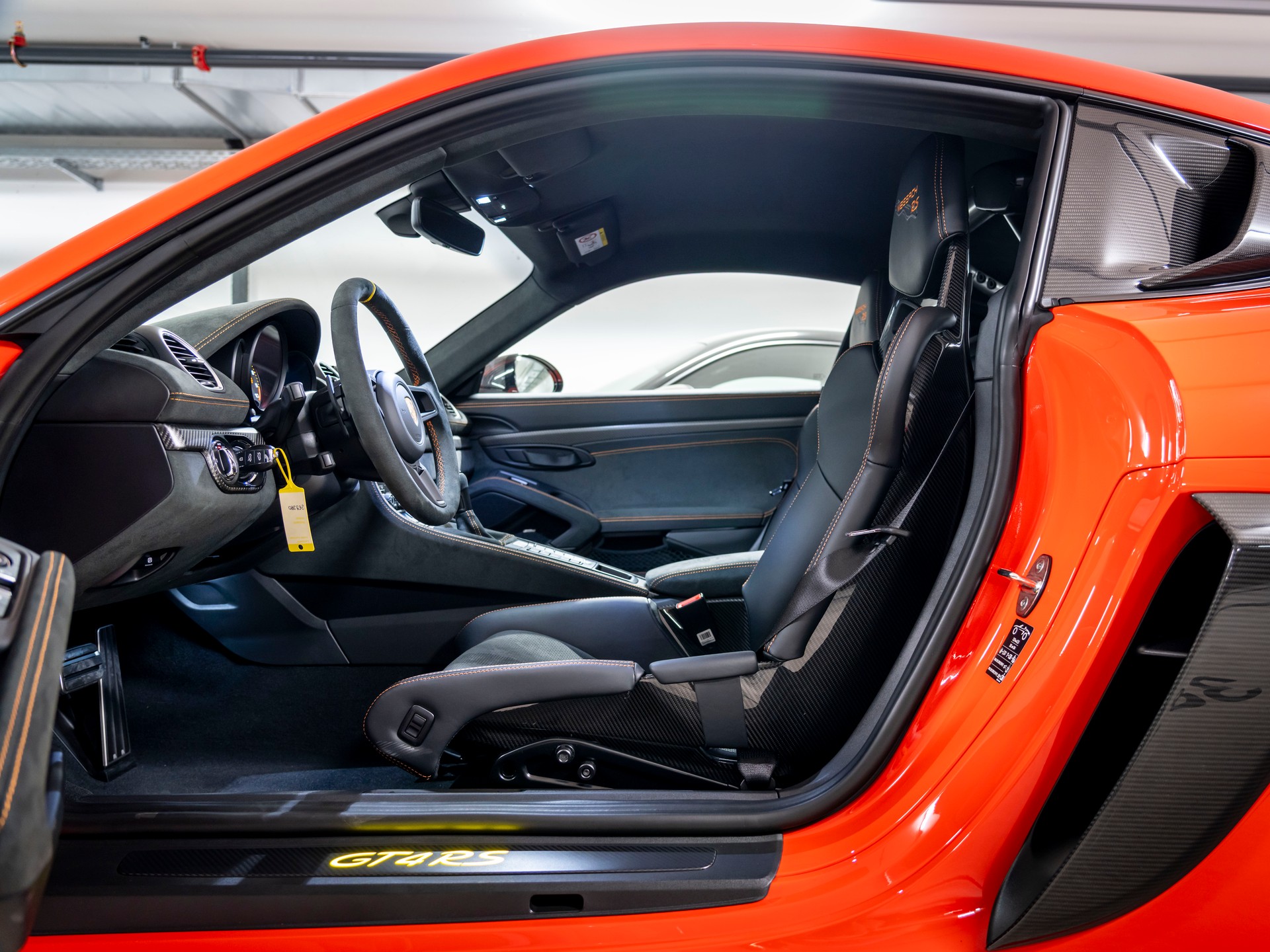 PORSCHE 718 Cayman GT4 RS PDK-image-16