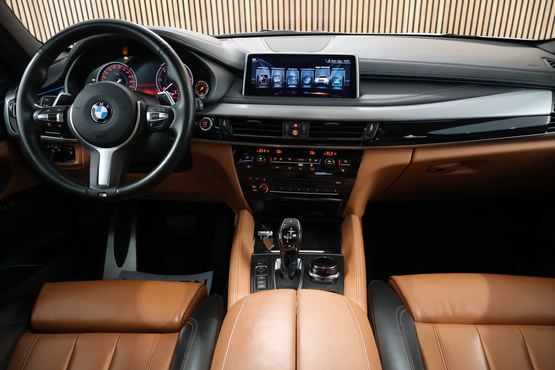 BMW X6 xDrive 40d Steptronic M Sport-image-16