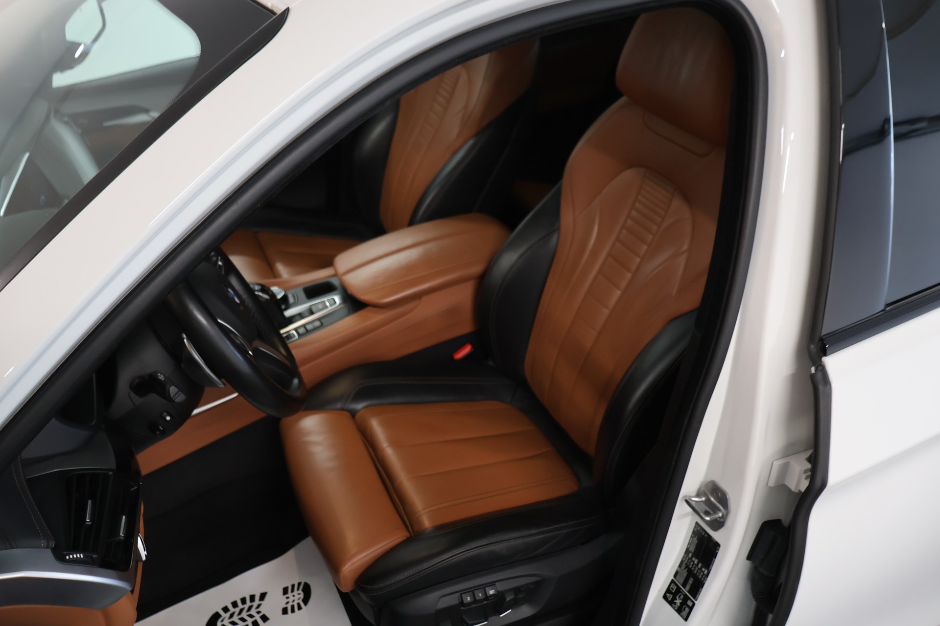 BMW X6 xDrive 40d Steptronic M Sport-image-10